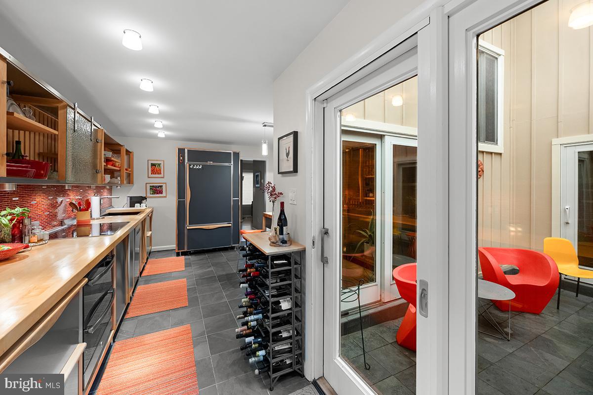 RUSTFIELD - Residential