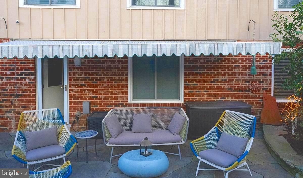 RUSTFIELD - Residential