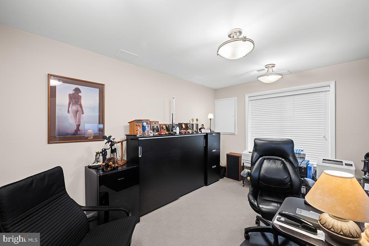 RUSTFIELD - Residential