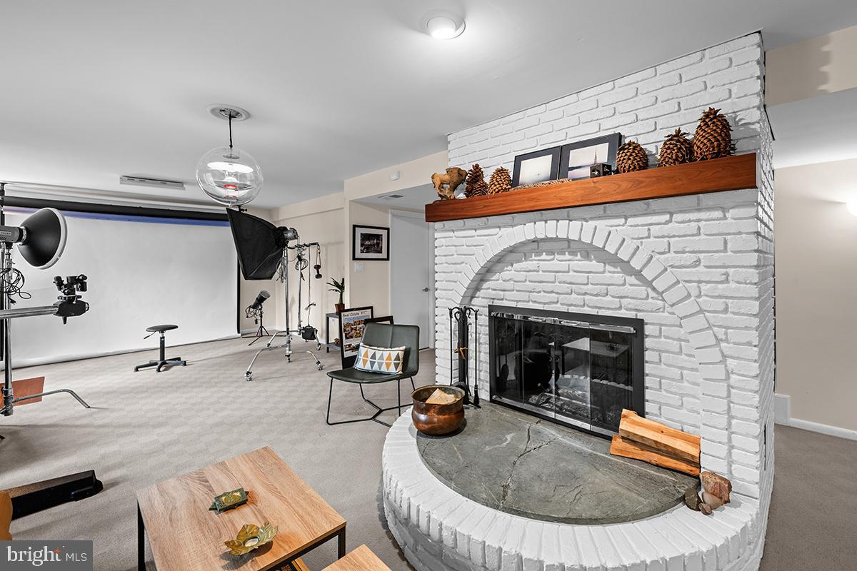 RUSTFIELD - Residential