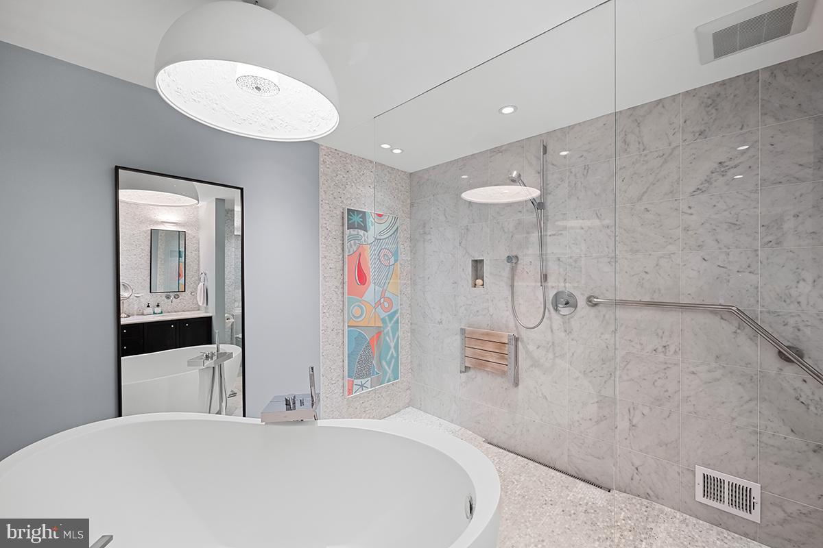 RUSTFIELD - Residential