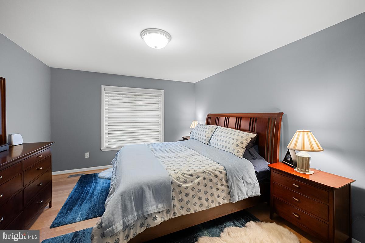 RUSTFIELD - Residential