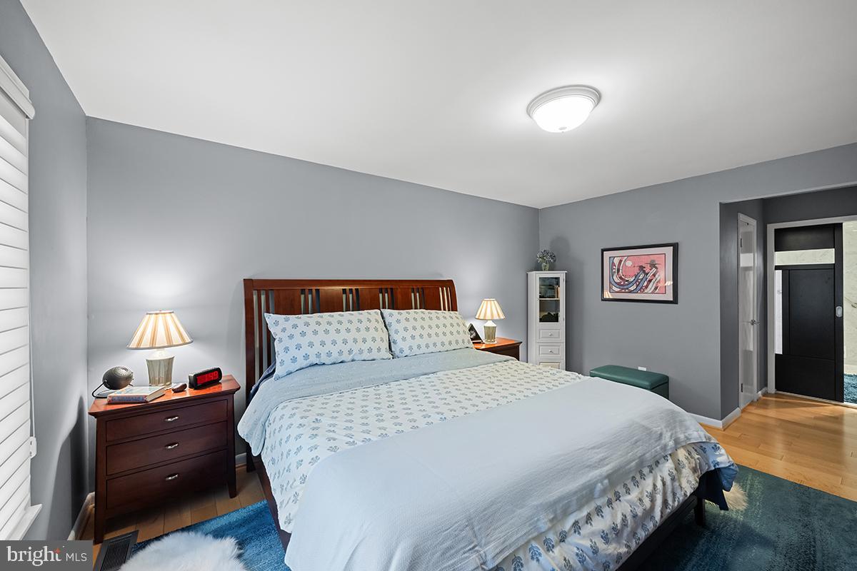 RUSTFIELD - Residential