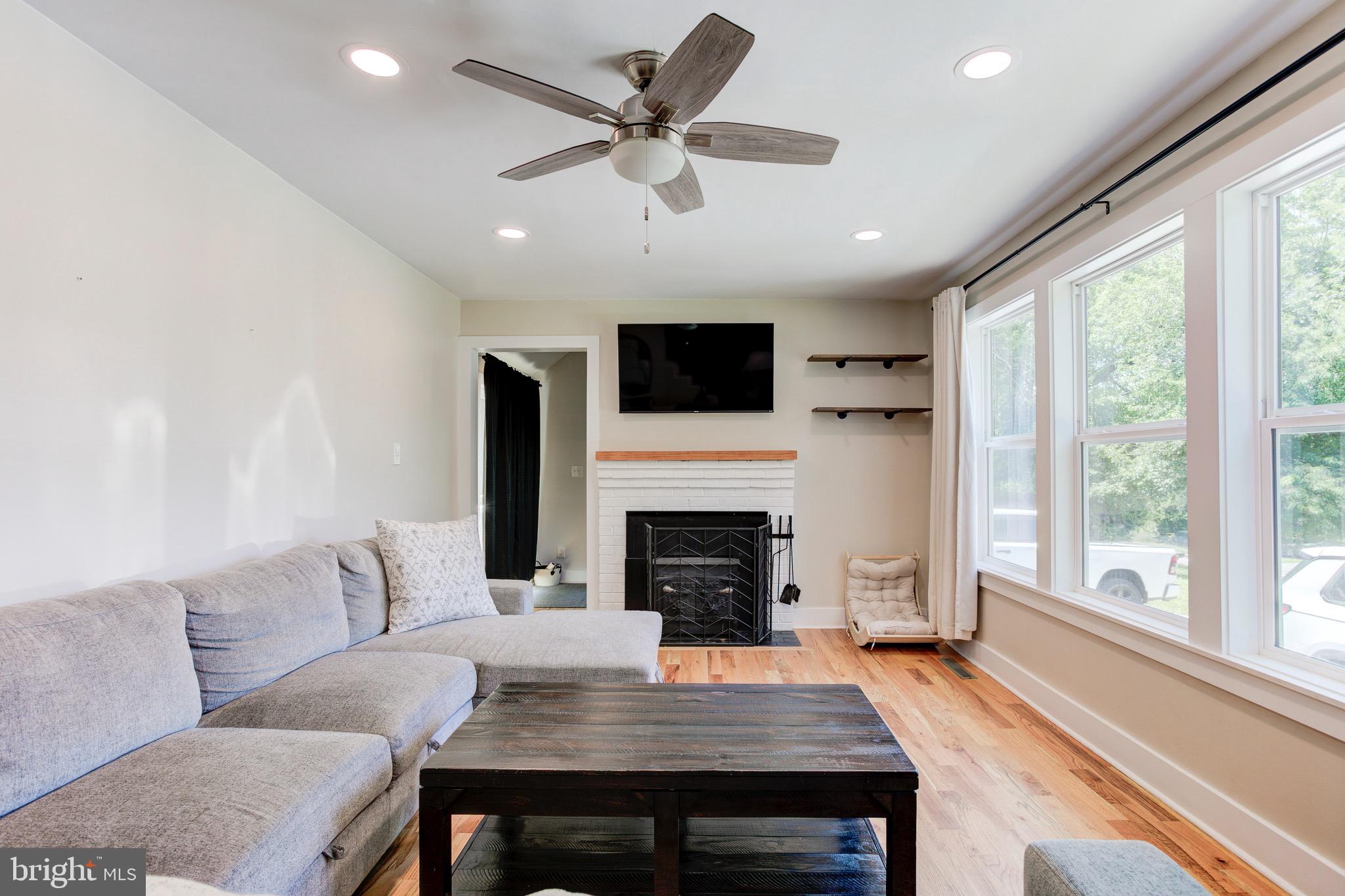 471 FERRY ROAD