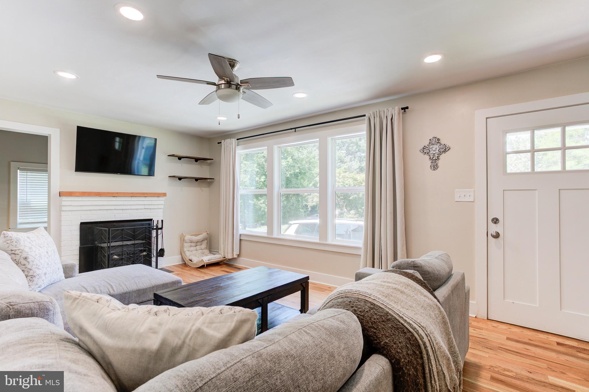 471 FERRY ROAD