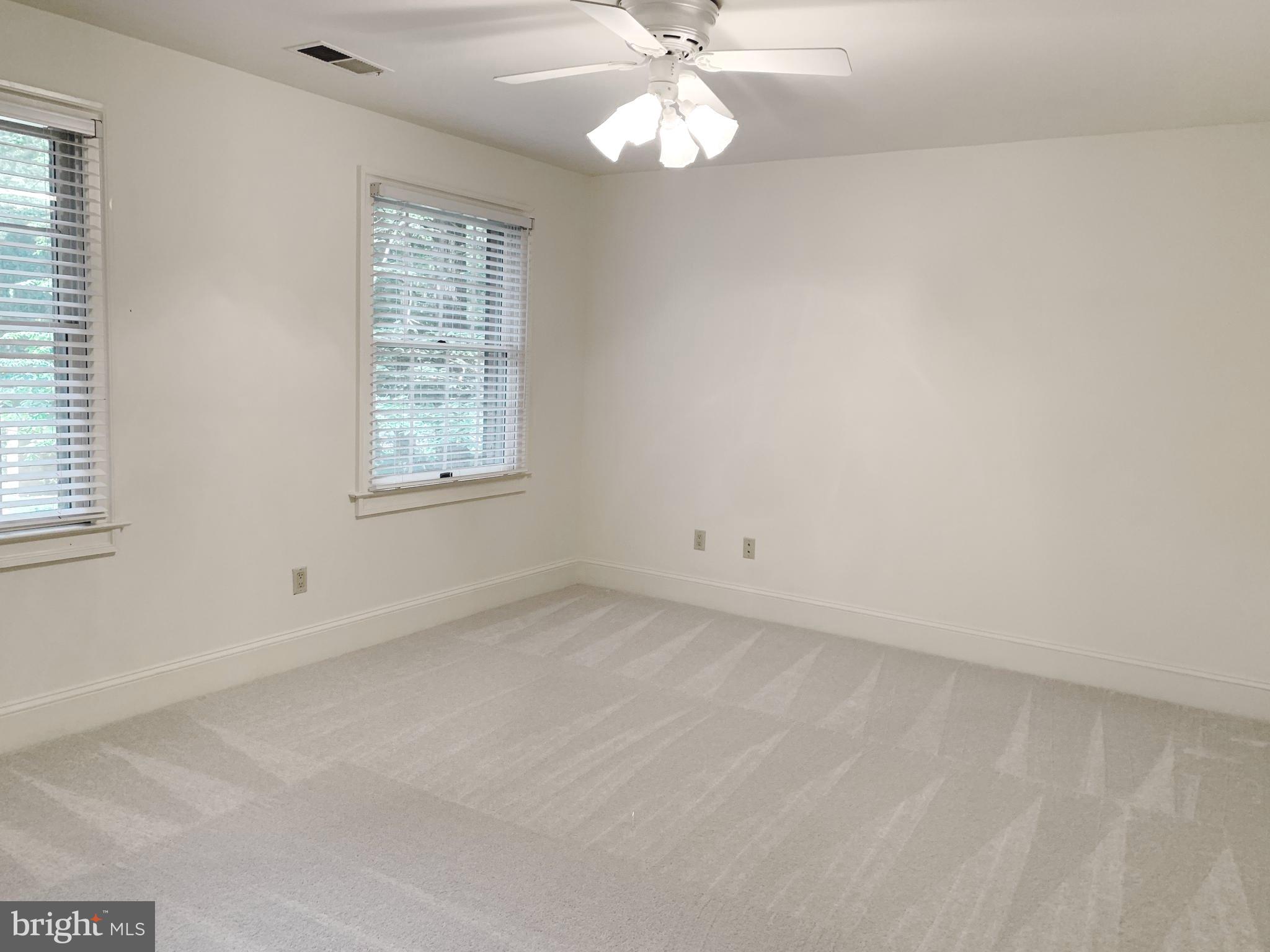 EATON PARK - Residential