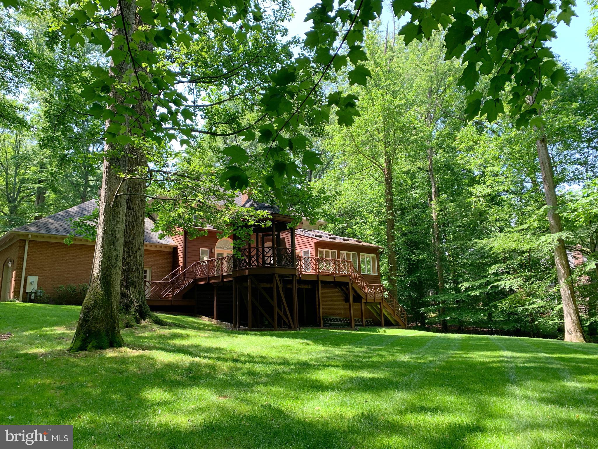 EATON PARK - Residential