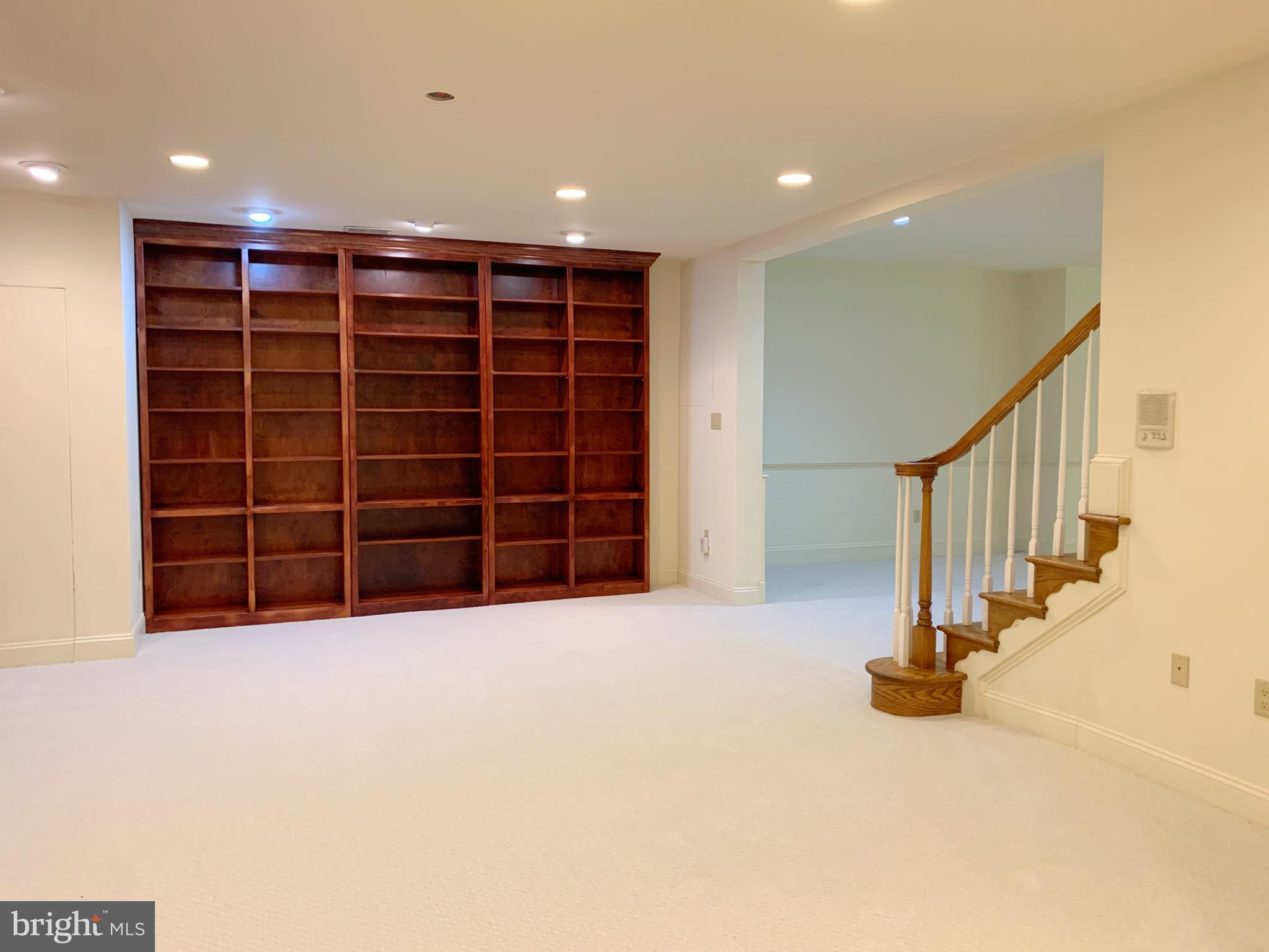 EATON PARK - Residential