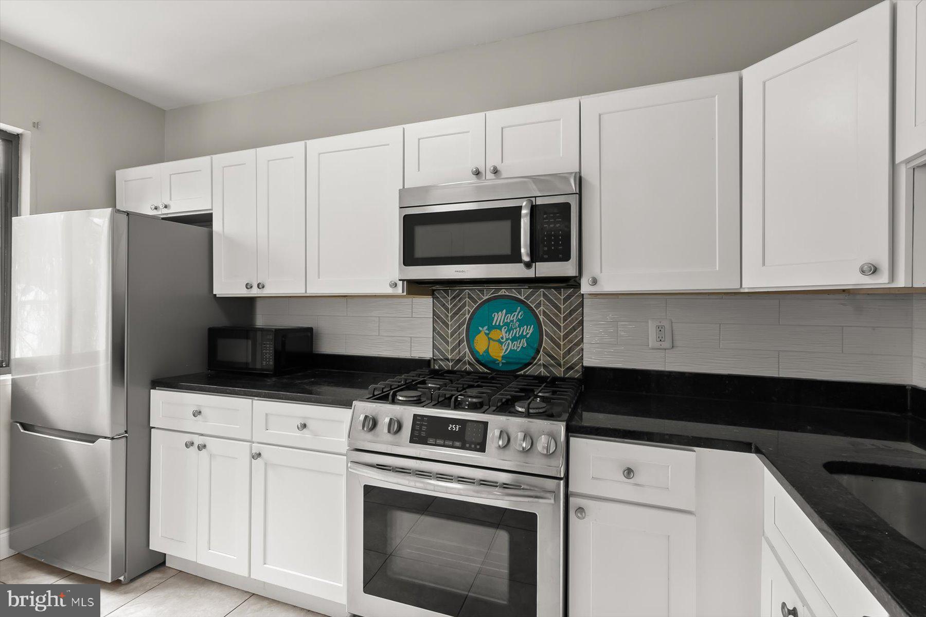 HARTFORD THAYER CONDOMINIUM APARTMENTS - Residential