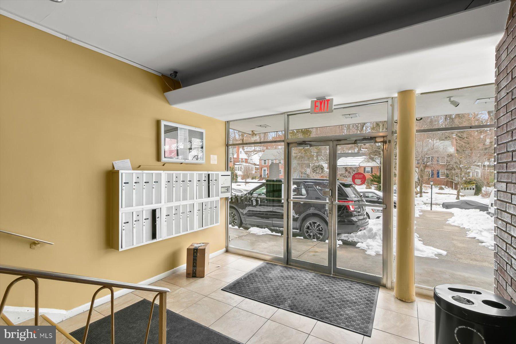 HARTFORD THAYER CONDOMINIUM APARTMENTS - Residential