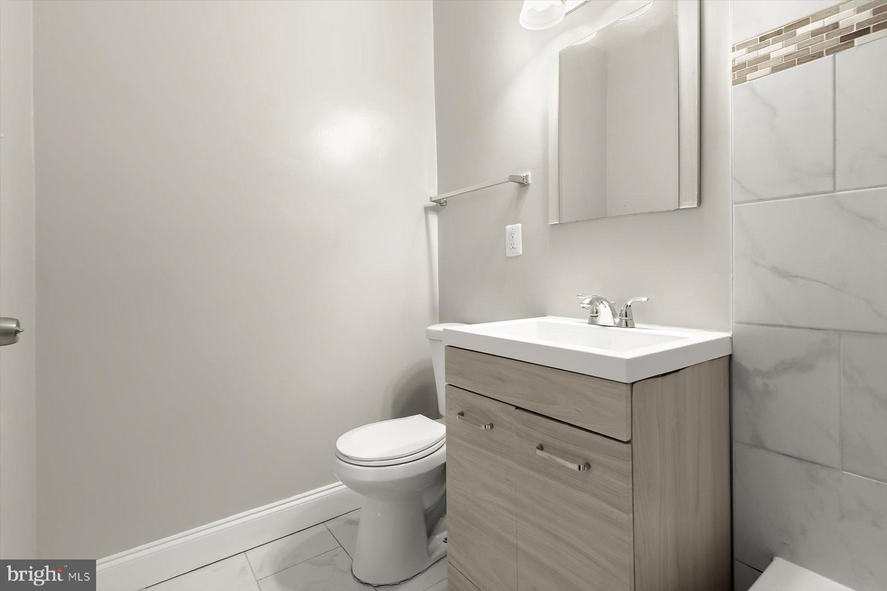 HARTFORD THAYER CONDOMINIUM APARTMENTS - Residential