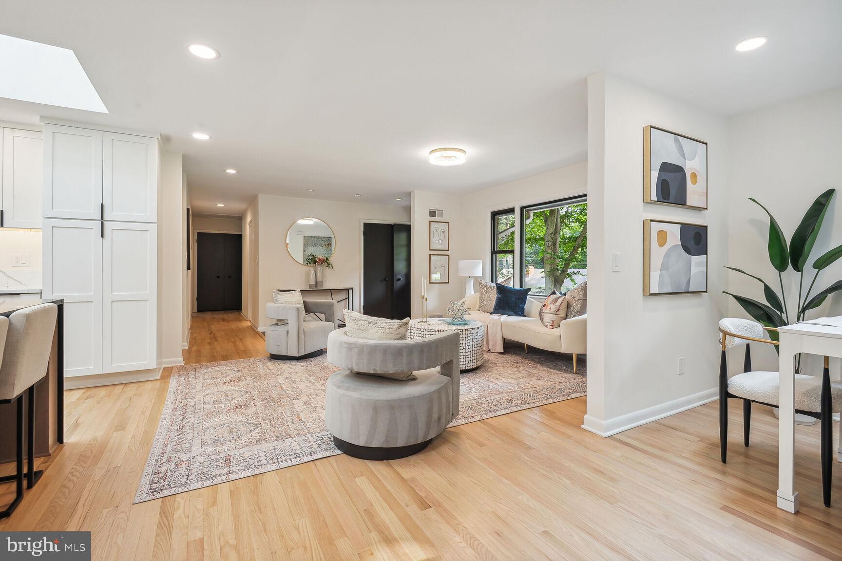 POTOMAC OUTSIDE - Residential Lease