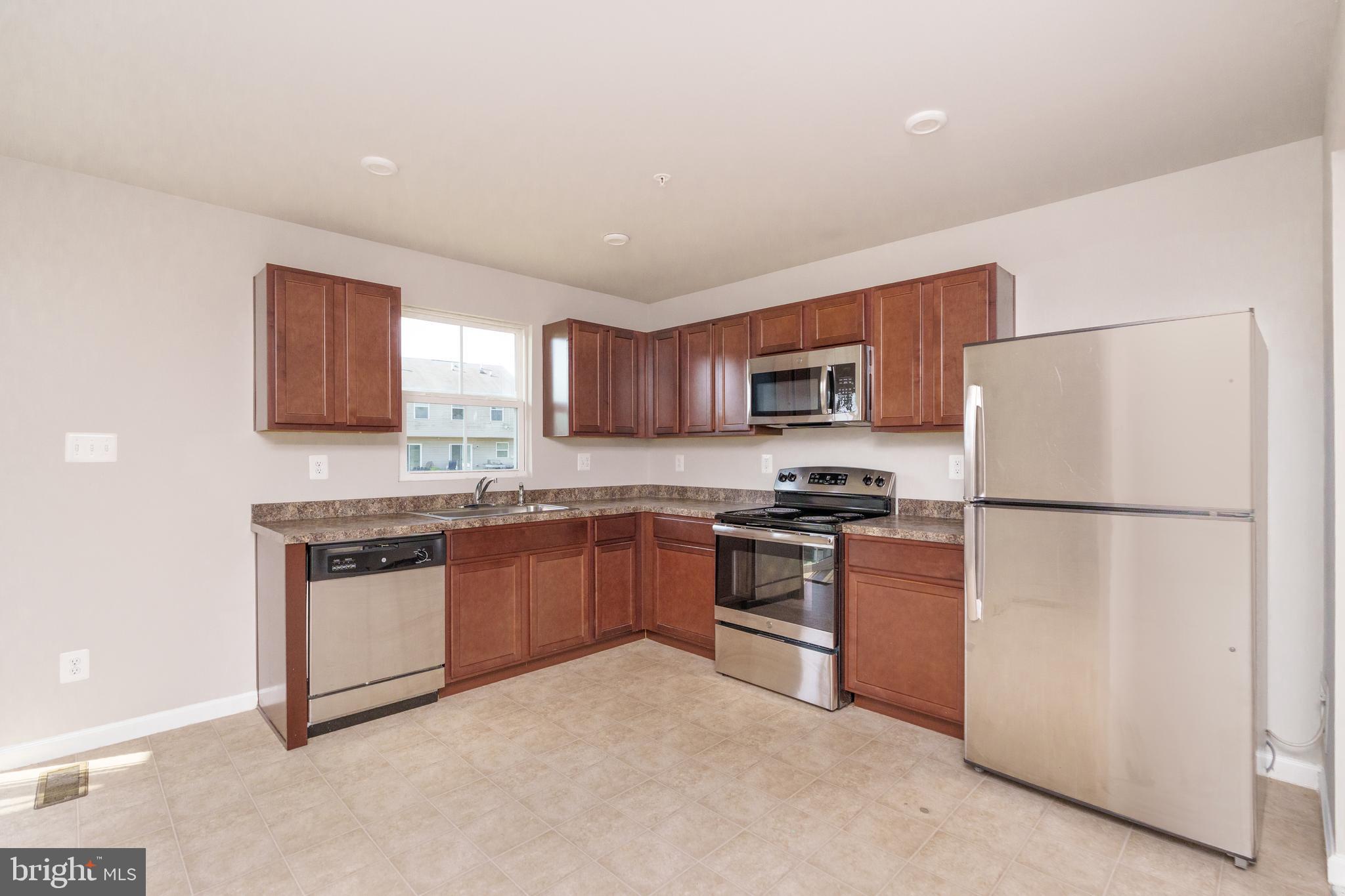 WEST CREEK VILLAGE - Residential