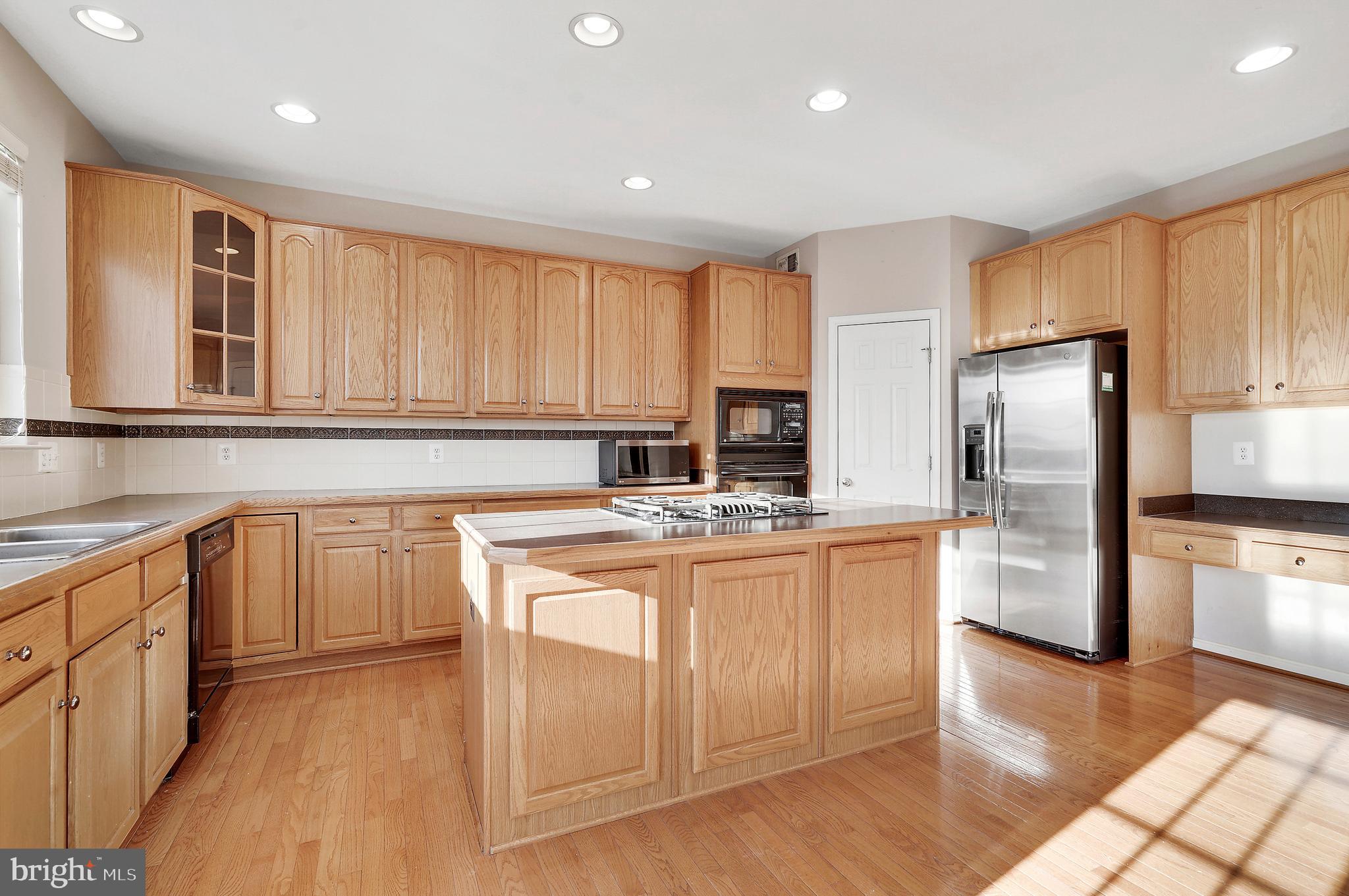 LANIER FARMS - Residential