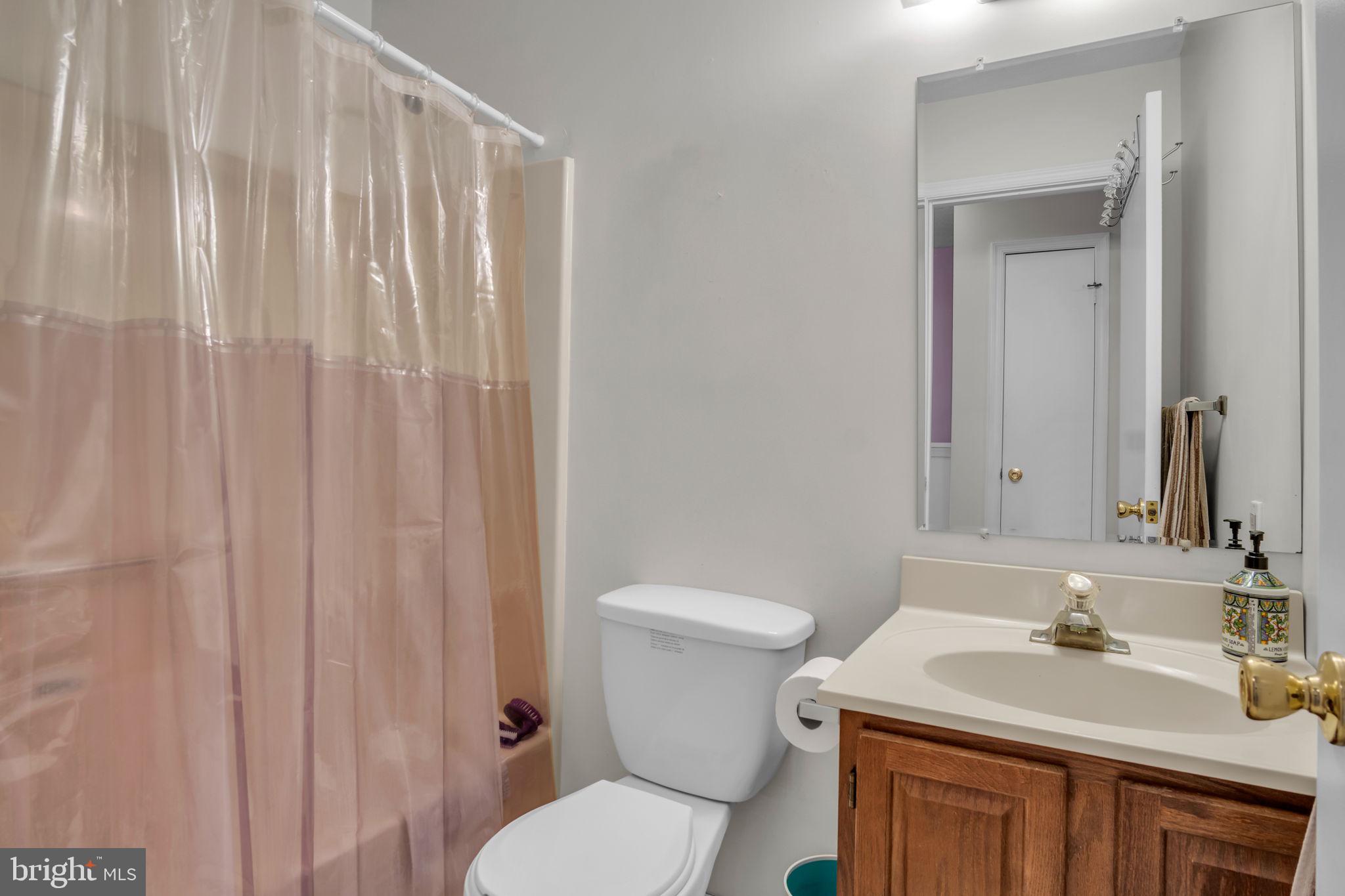 CHARTWOOD MANOR - Residential