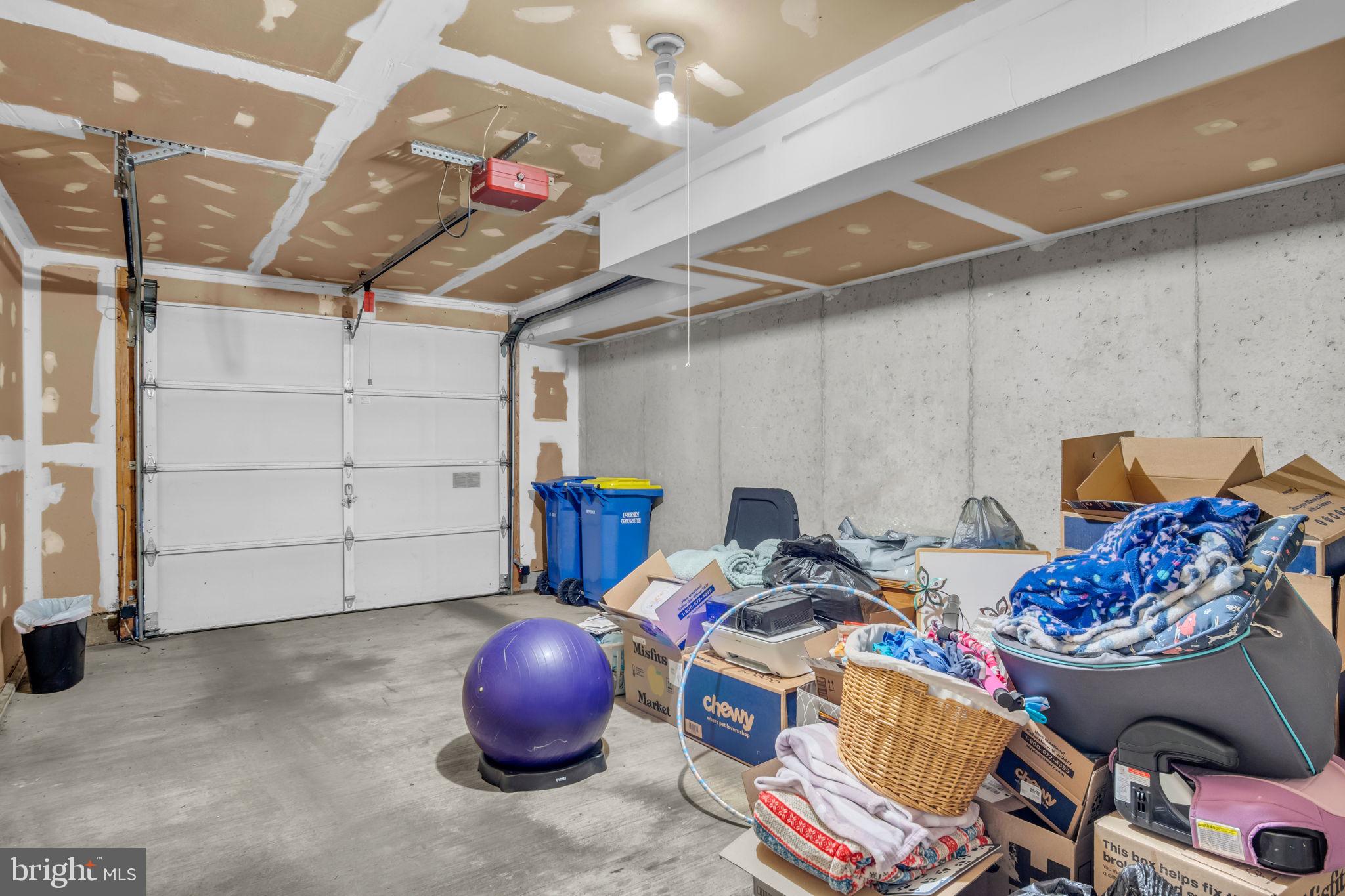 CHARTWOOD MANOR - Residential