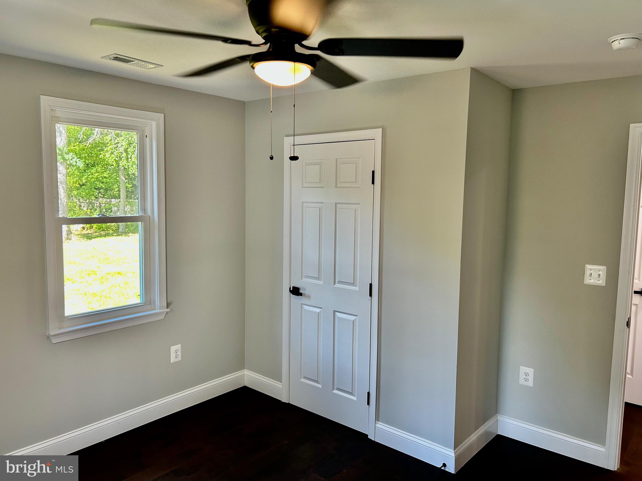 LIVINGSTON GROVE - Residential