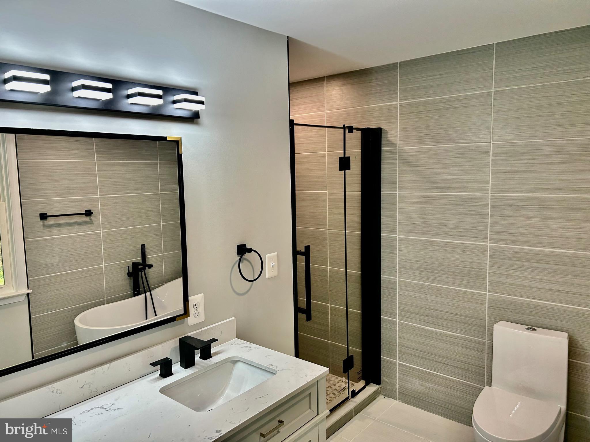 LIVINGSTON GROVE - Residential