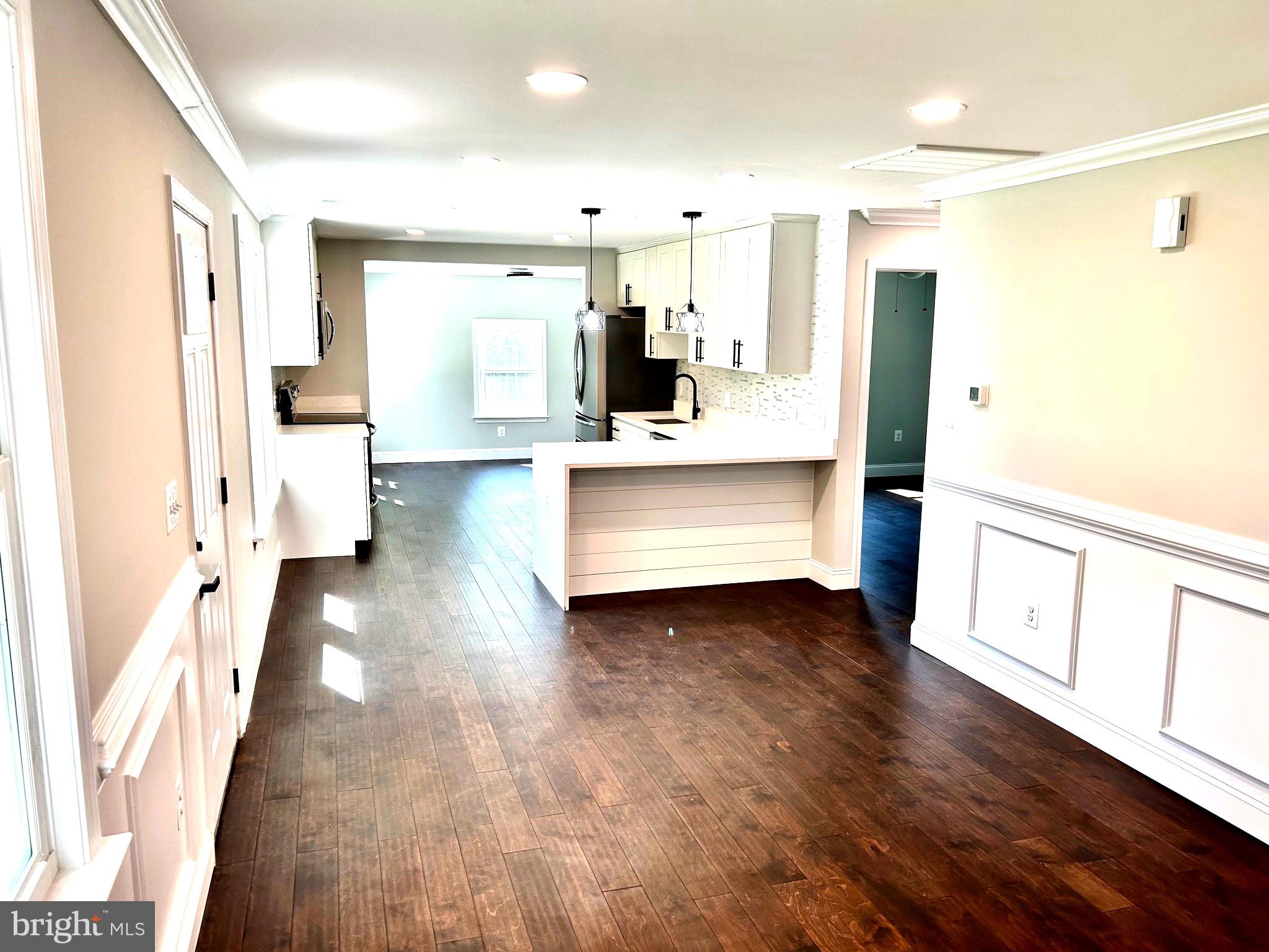 LIVINGSTON GROVE - Residential