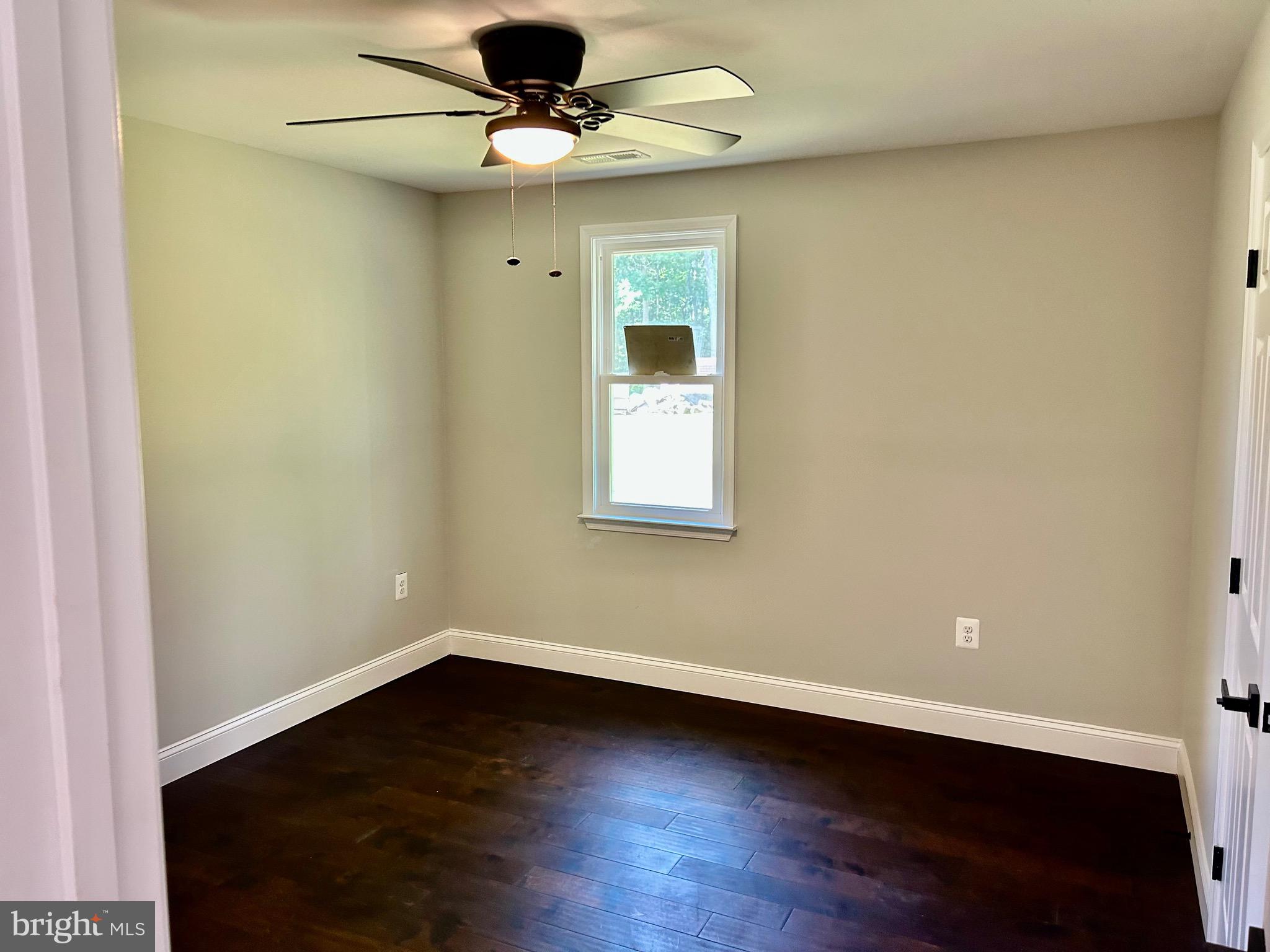 LIVINGSTON GROVE - Residential