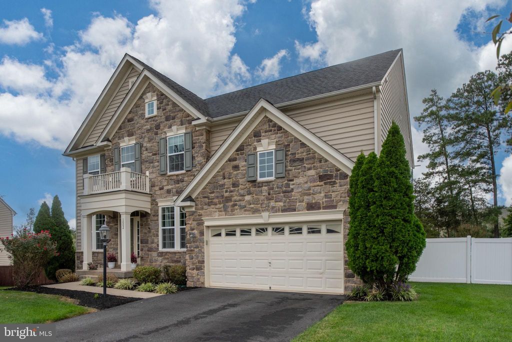 Photo of 1002 Jill&#39;S Pl, FREDERICKSBURG, VA 22401 (MLS # VAFB2008930)