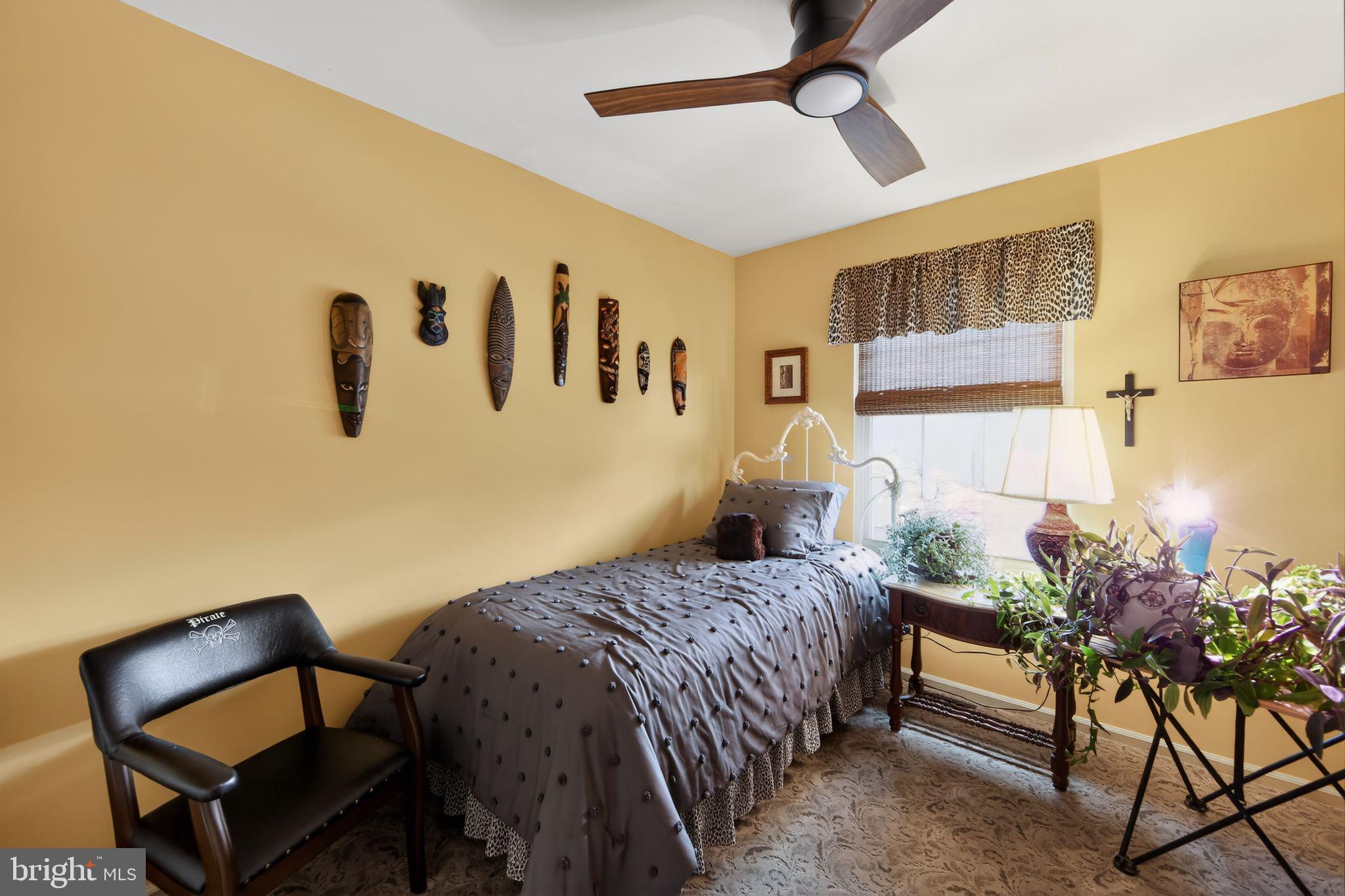 COURT AT JAMESTOWNE - Residential