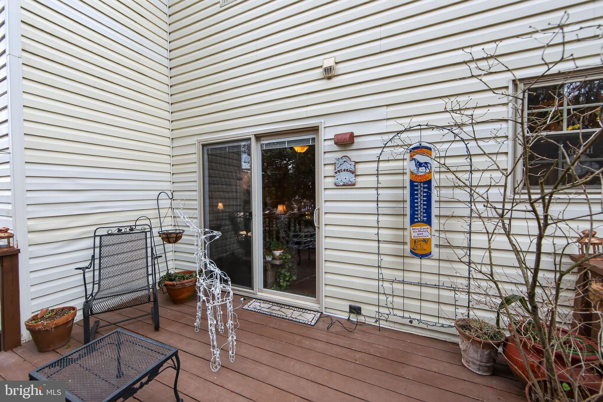 COURT AT JAMESTOWNE - Residential