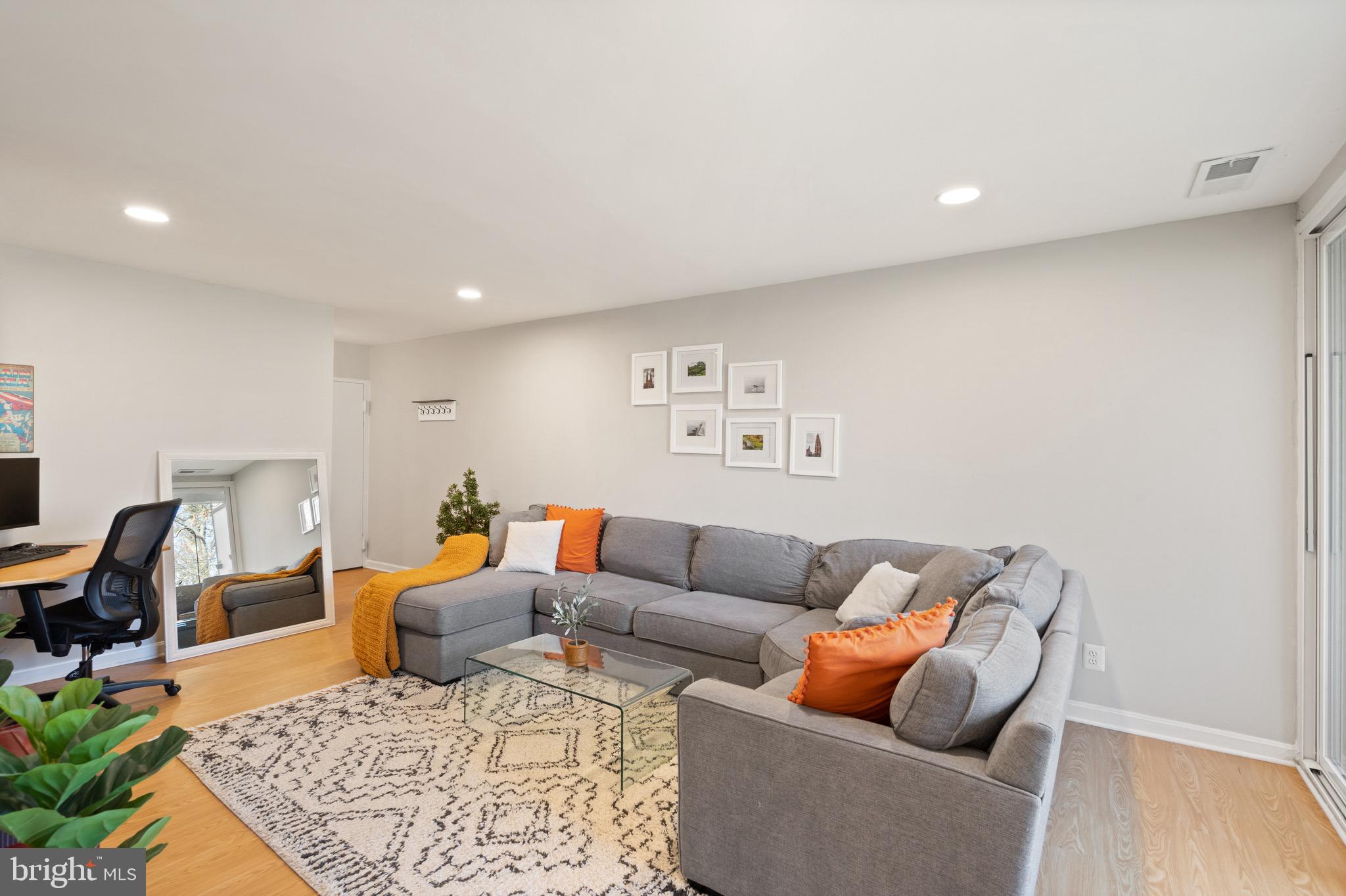 PARK SPRING - Residential