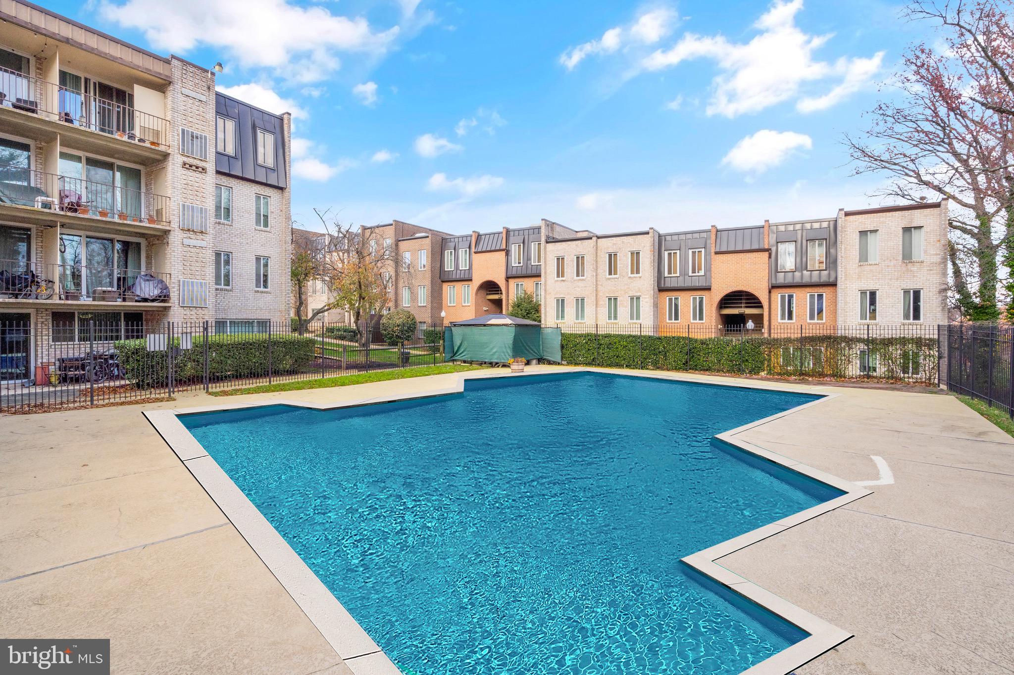 PARK SPRING - Residential