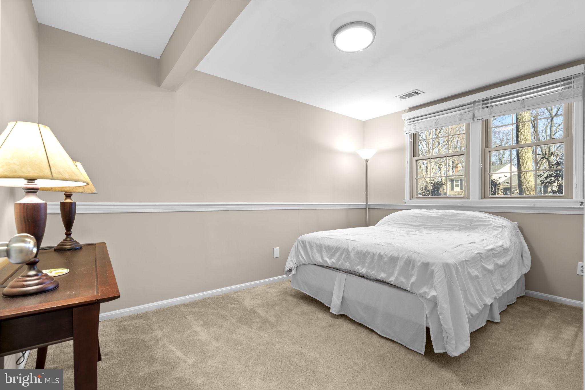 HIDDENBROOK - Residential