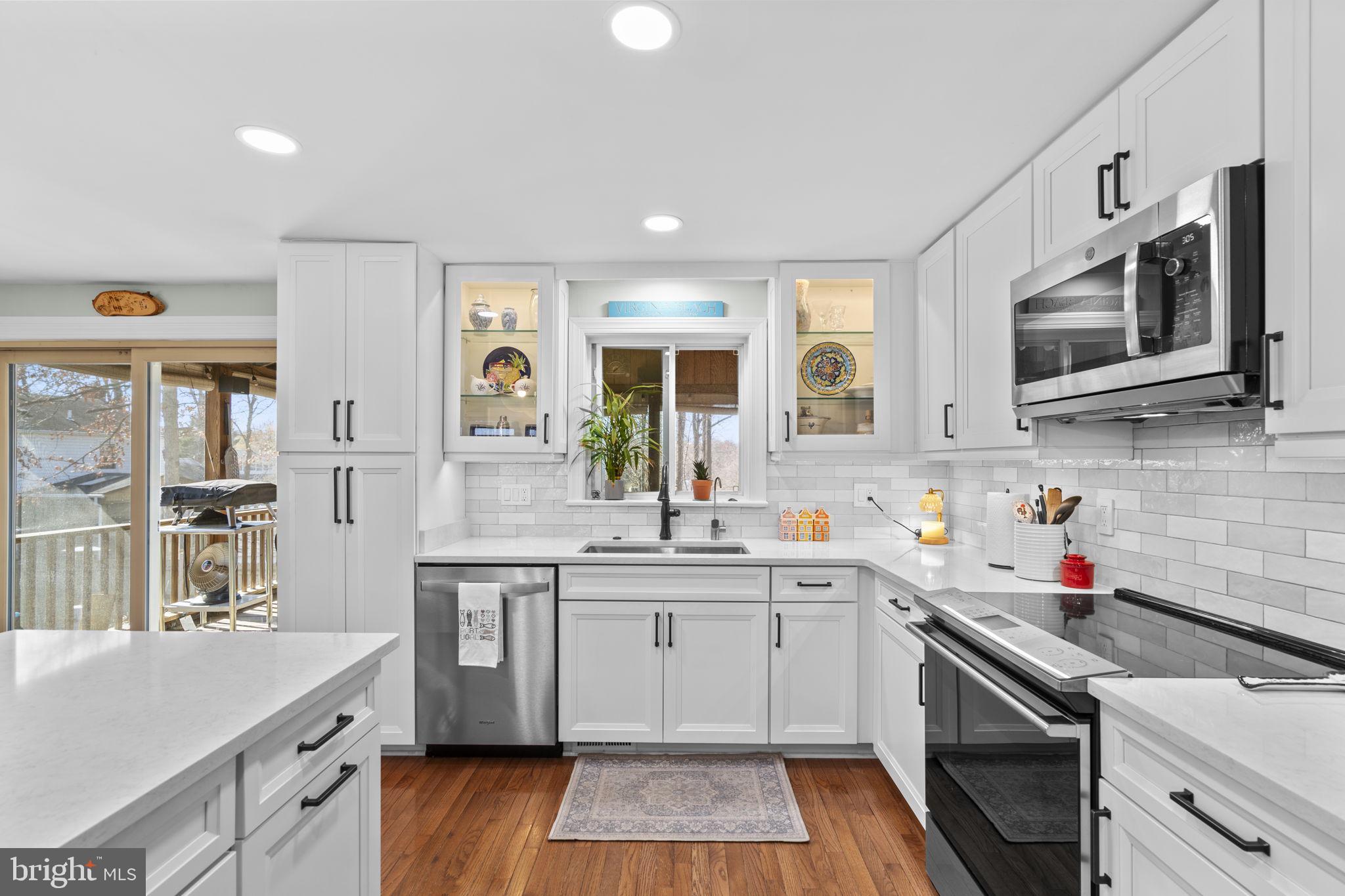 HIDDENBROOK - Residential