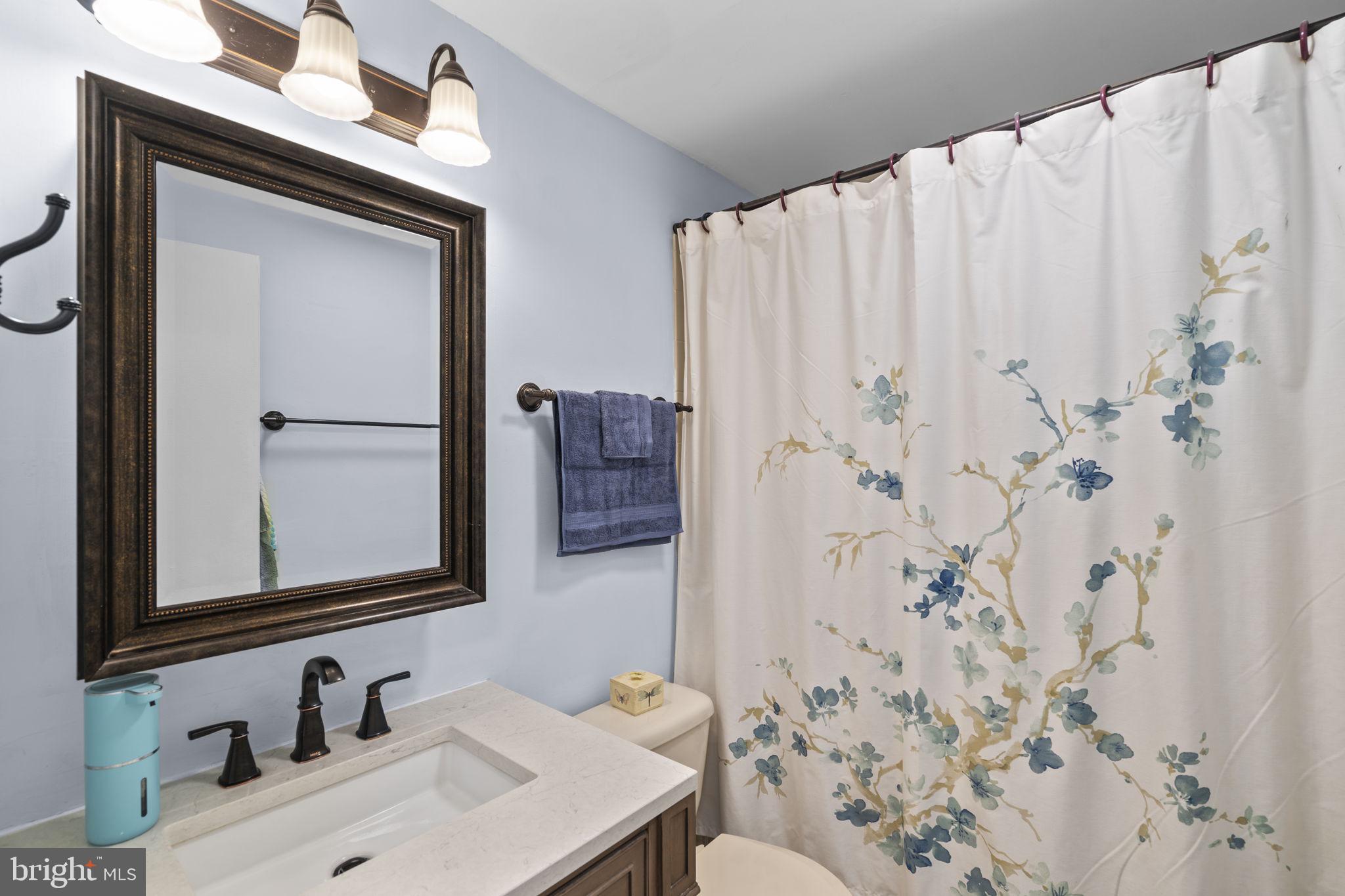 HIDDENBROOK - Residential