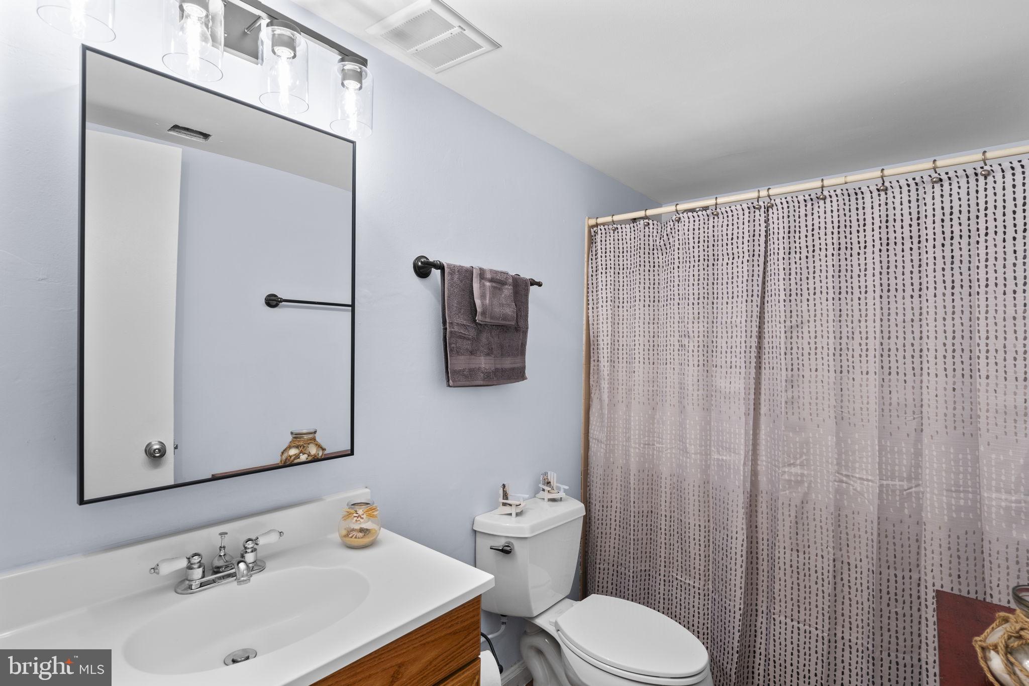 HIDDENBROOK - Residential