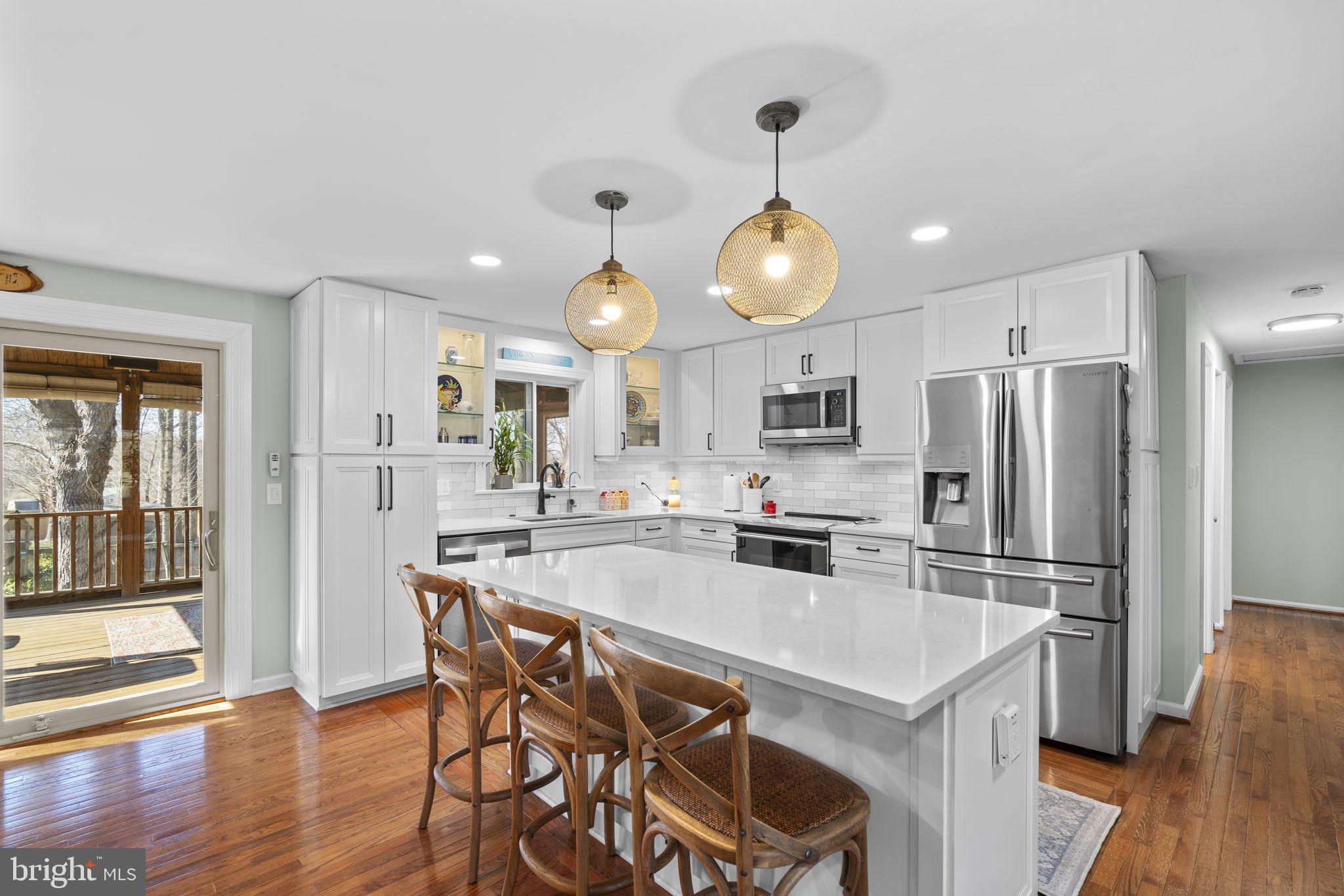 HIDDENBROOK - Residential