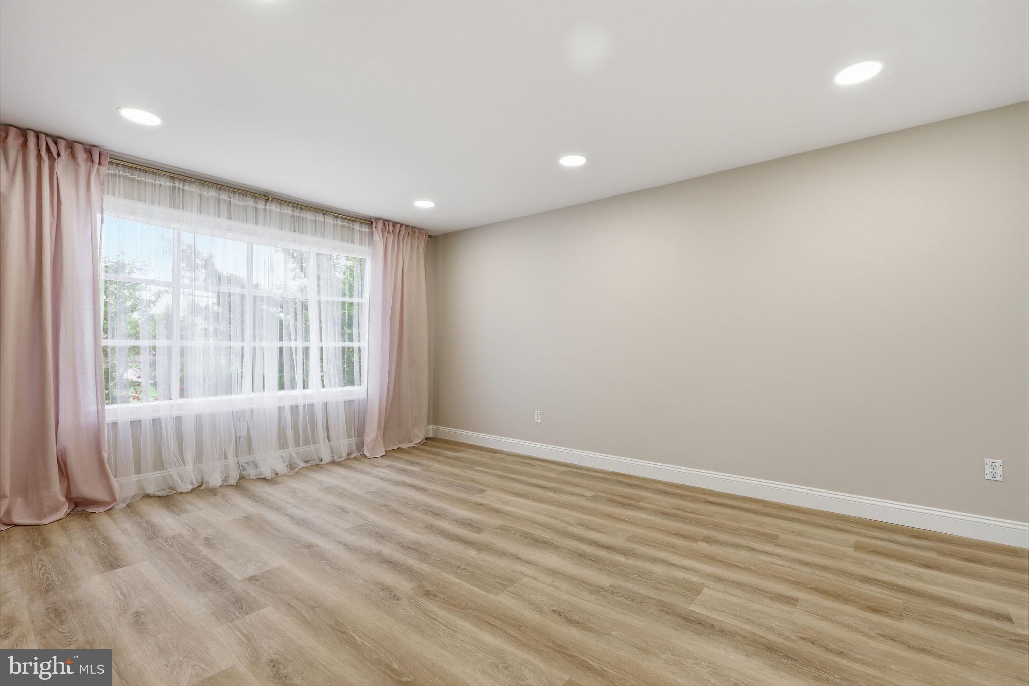 ORELAND - Residential