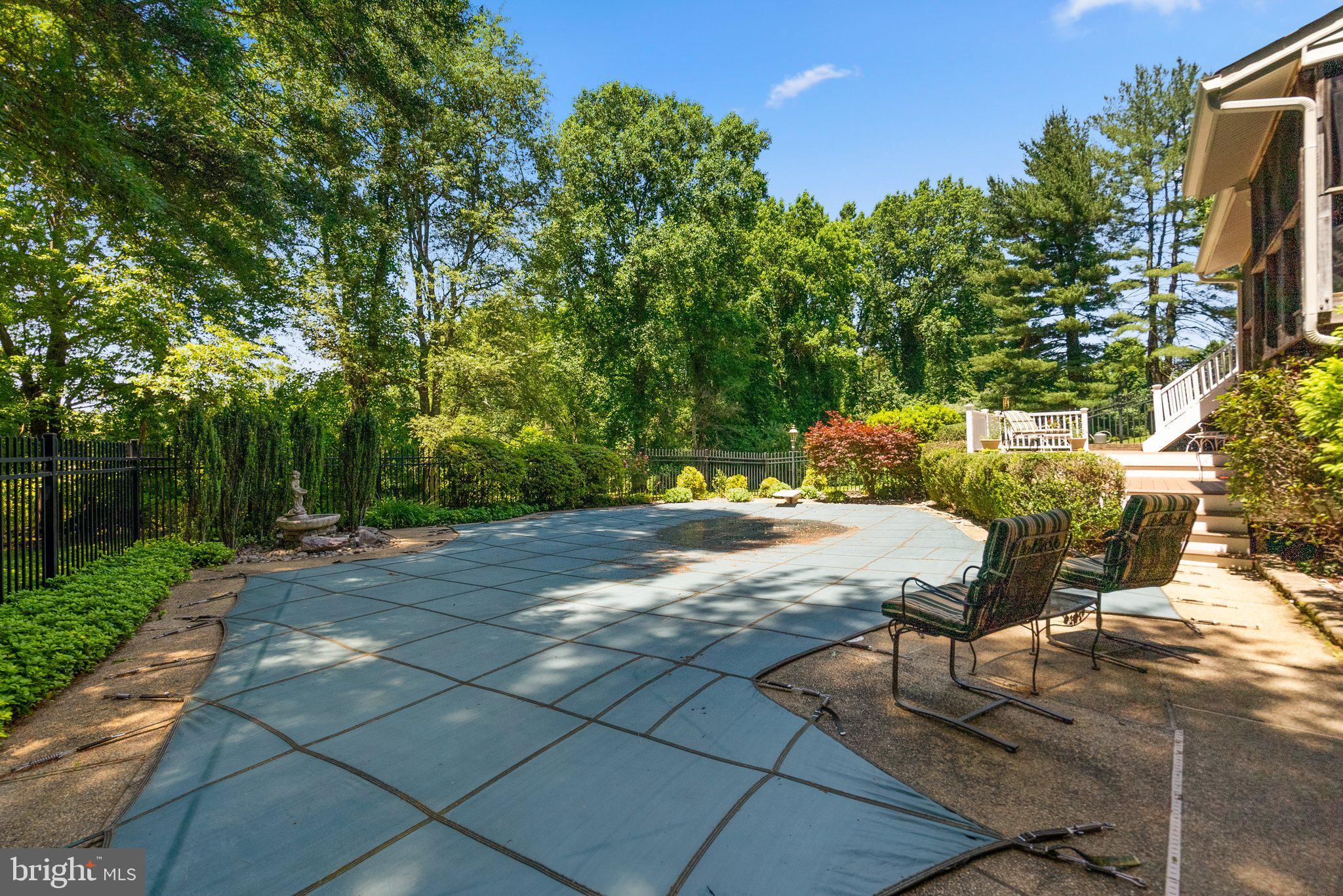 FARMLANDS - Residential