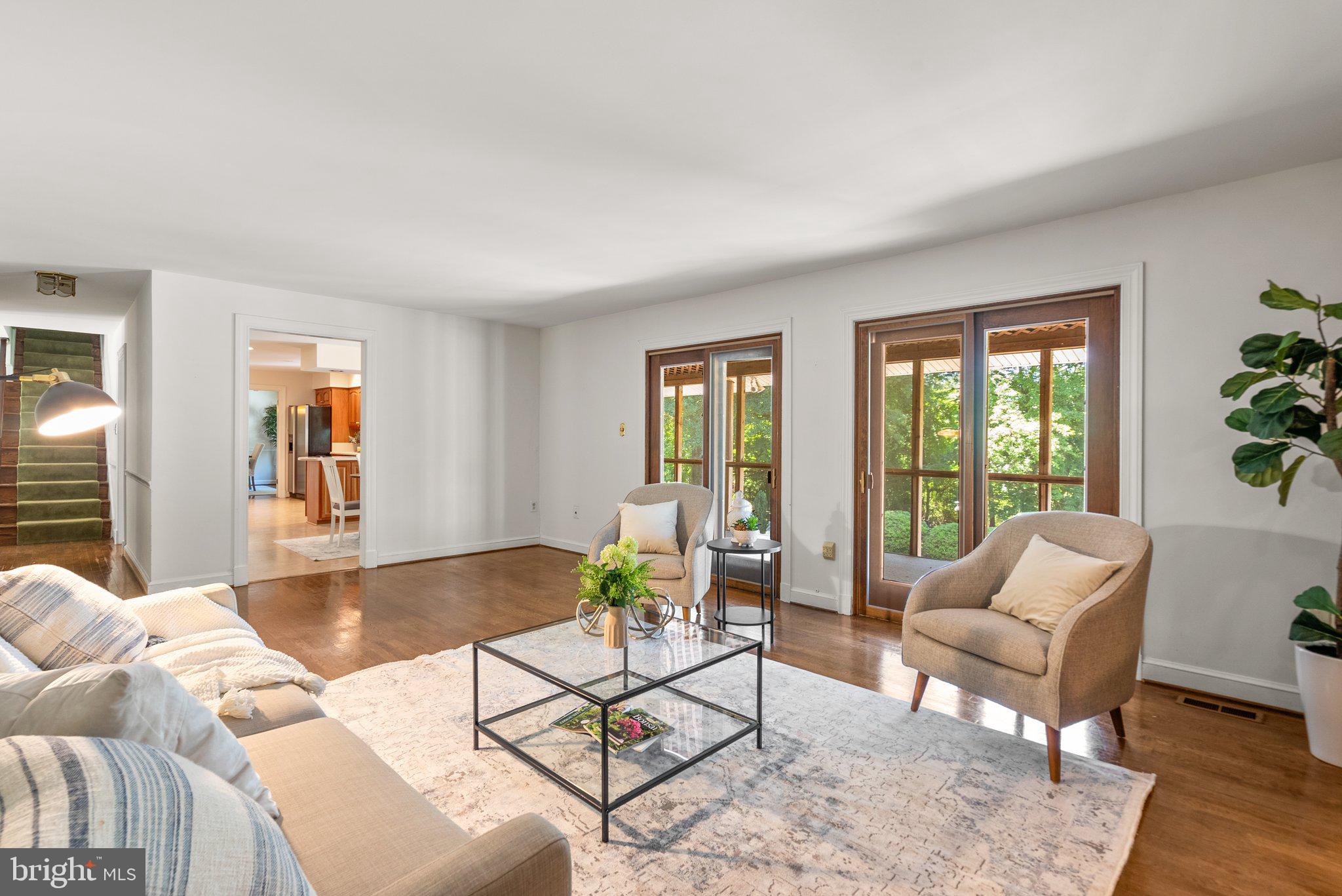 FARMLANDS - Residential