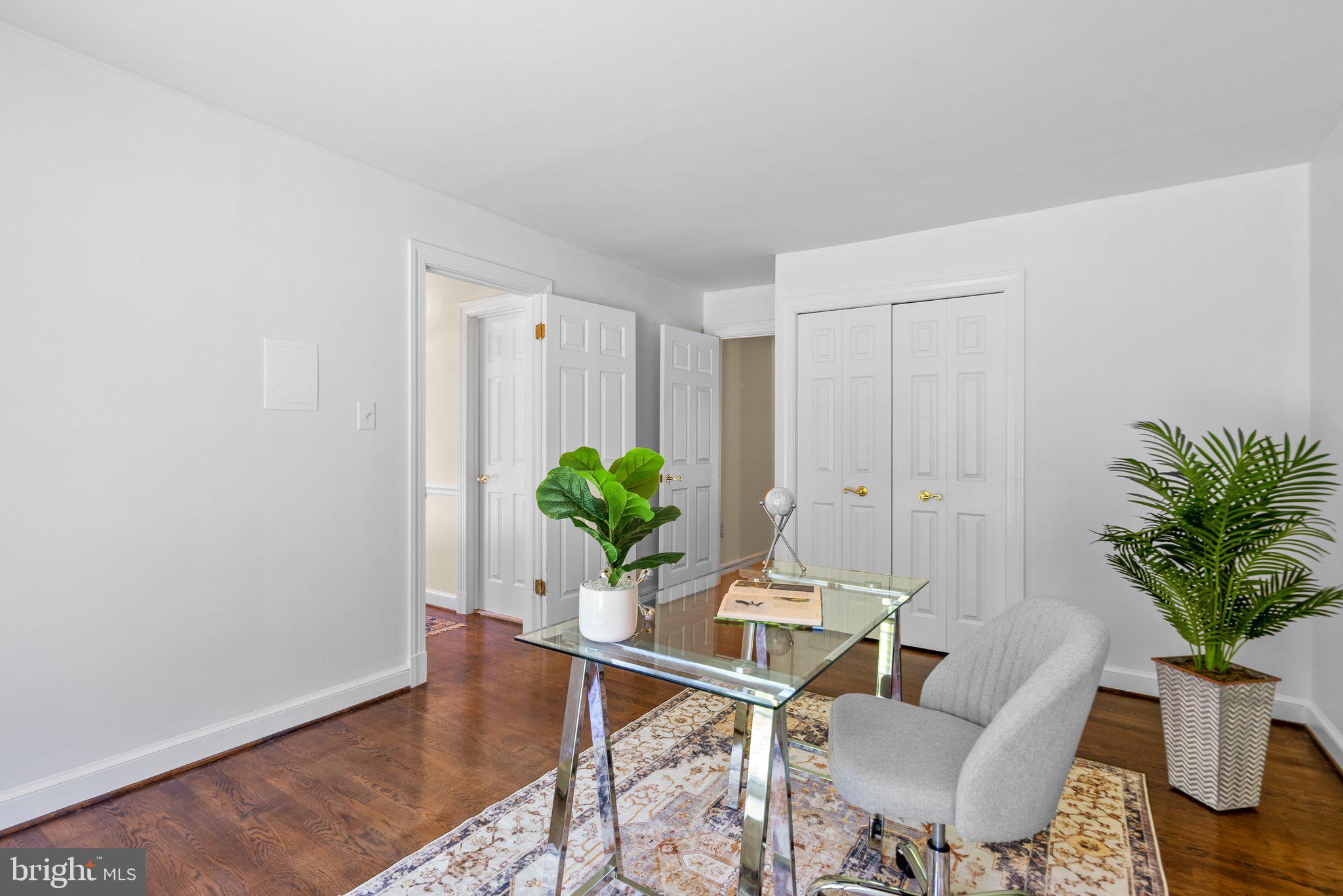 FARMLANDS - Residential