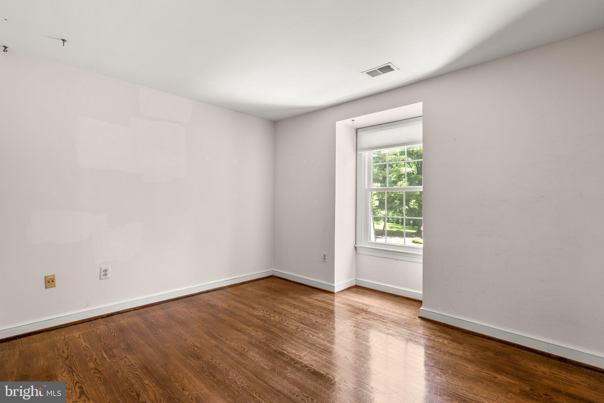 FARMLANDS - Residential