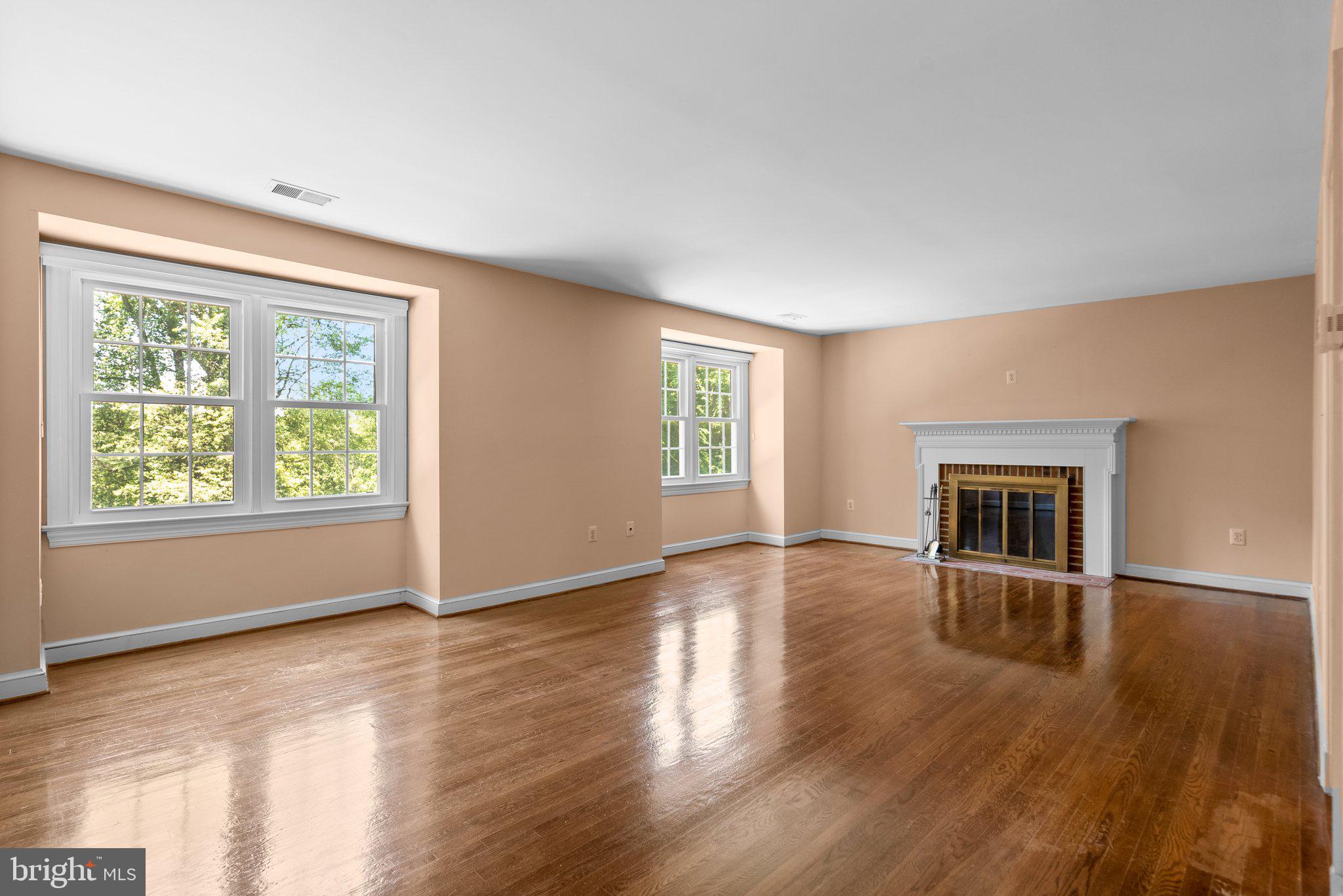 FARMLANDS - Residential