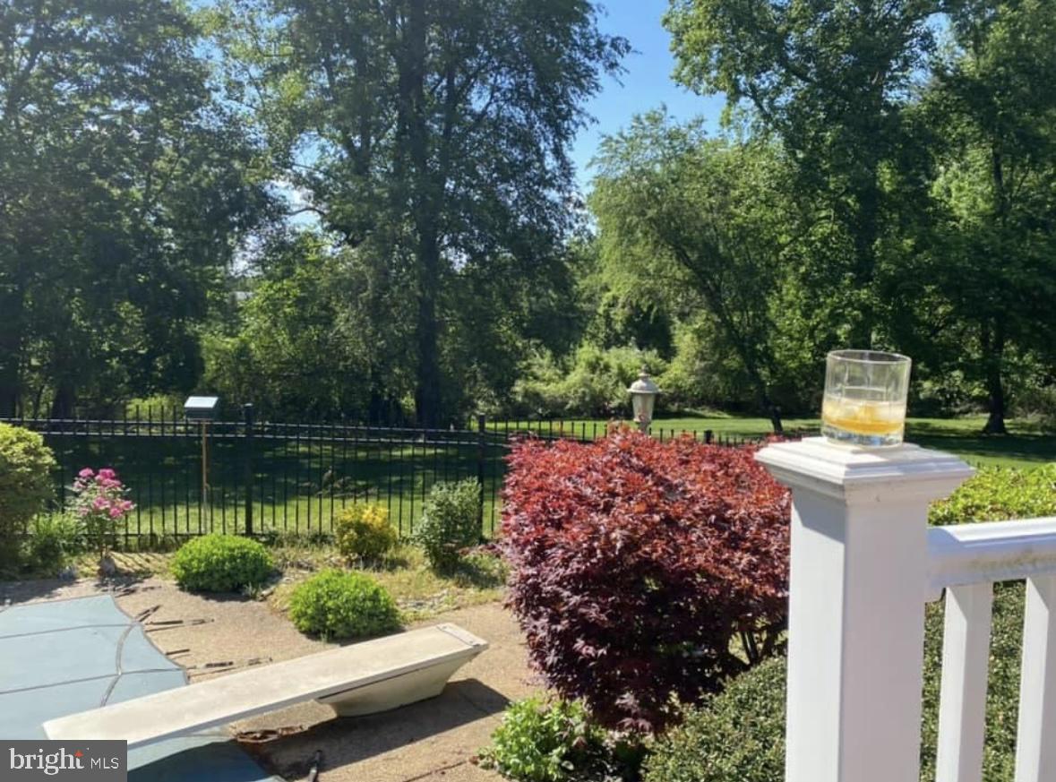 FARMLANDS - Residential