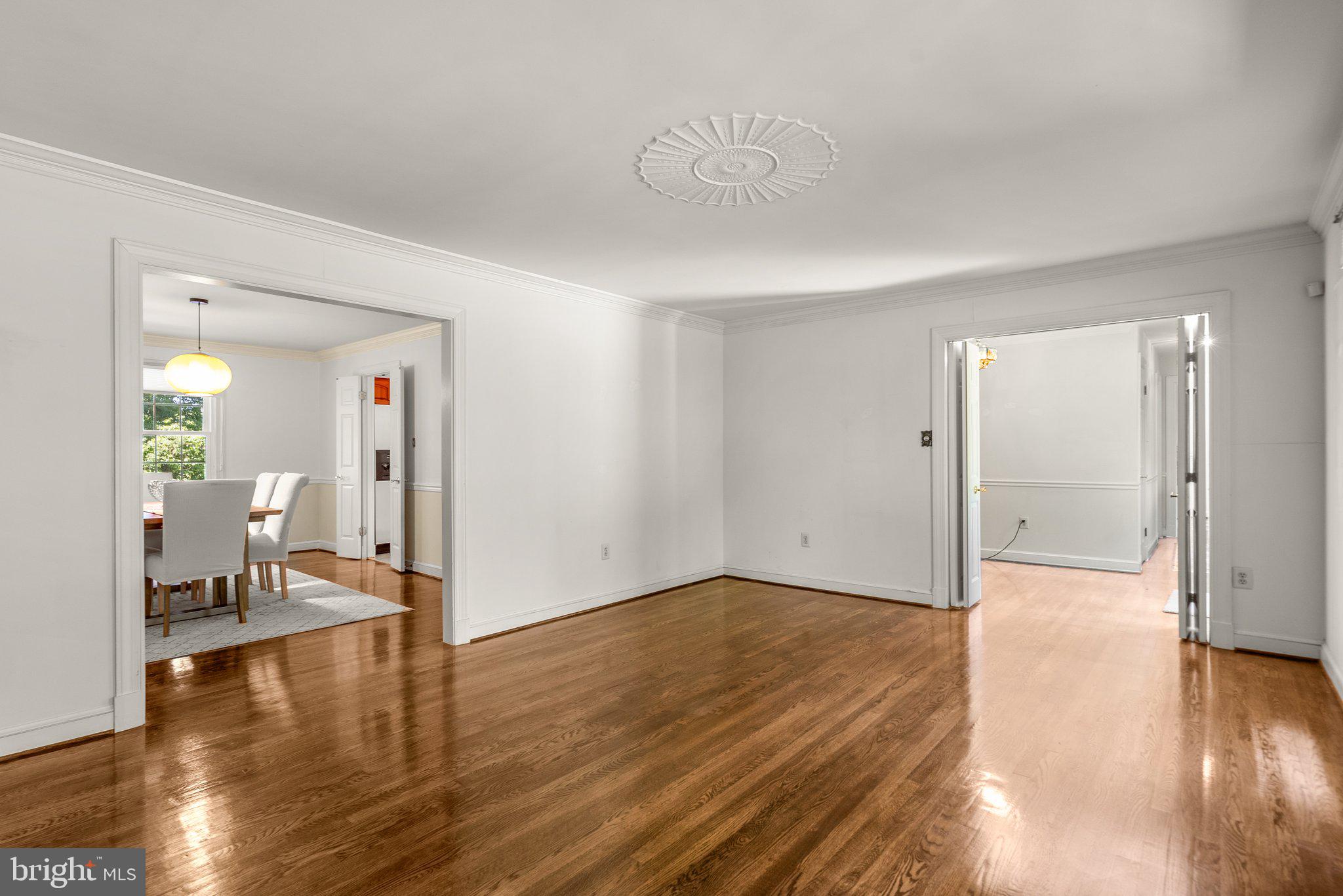 FARMLANDS - Residential