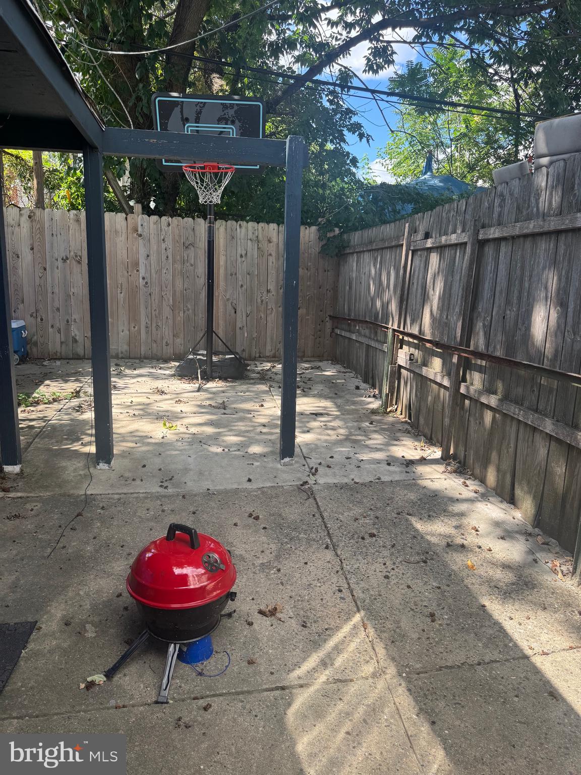 GERMANTOWN - Residential