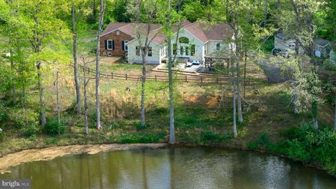 Photo of 5699 Red Brick Road, WARRENTON, VA 20187 (MLS # VAFQ2021592)