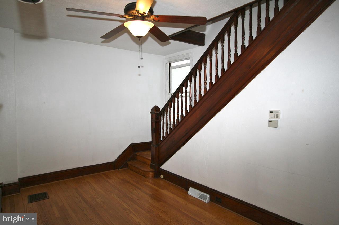 HAGERSTOWN - Residential
