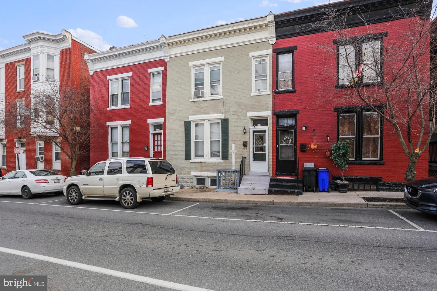 HAGERSTOWN - Residential