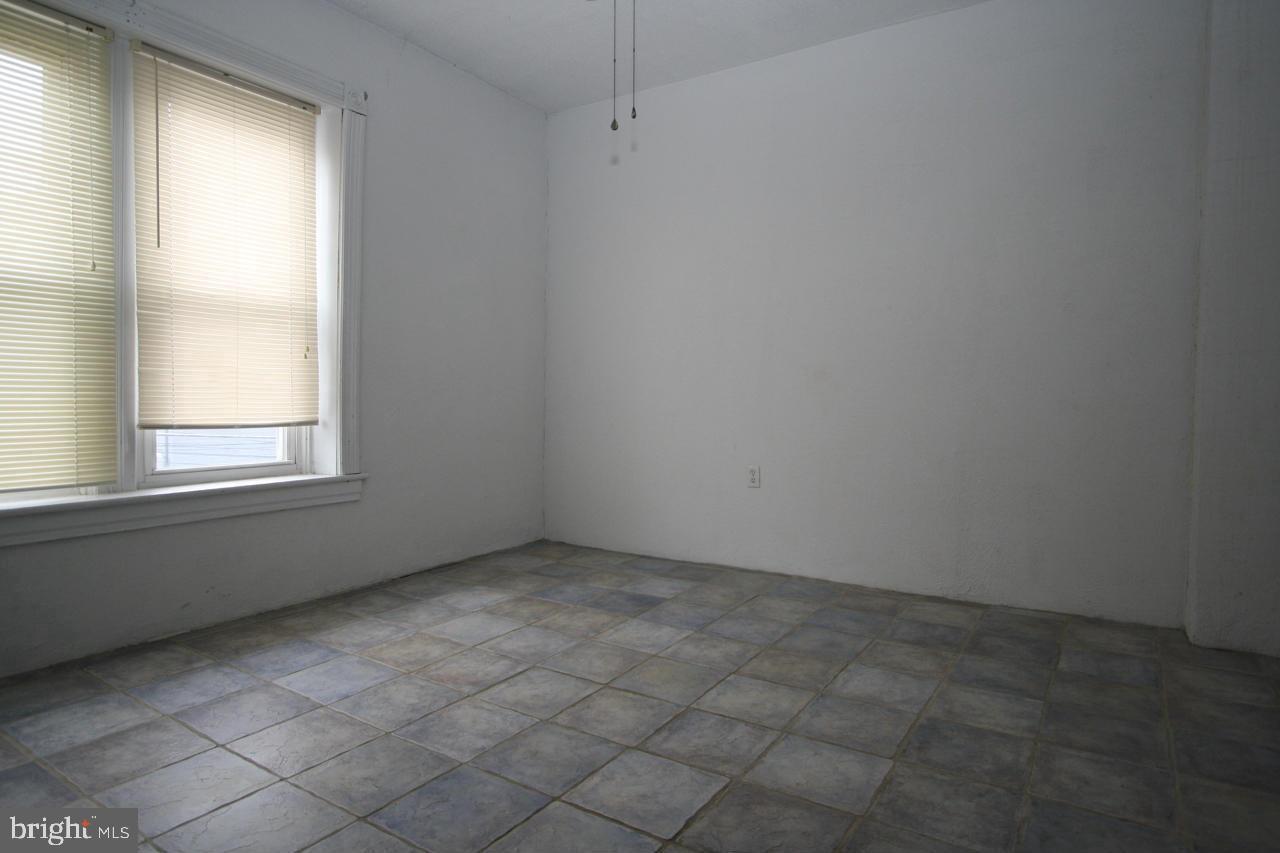 HAGERSTOWN - Residential