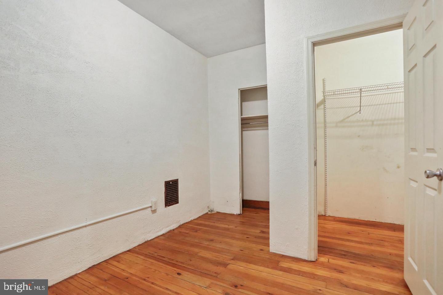 HAGERSTOWN - Residential