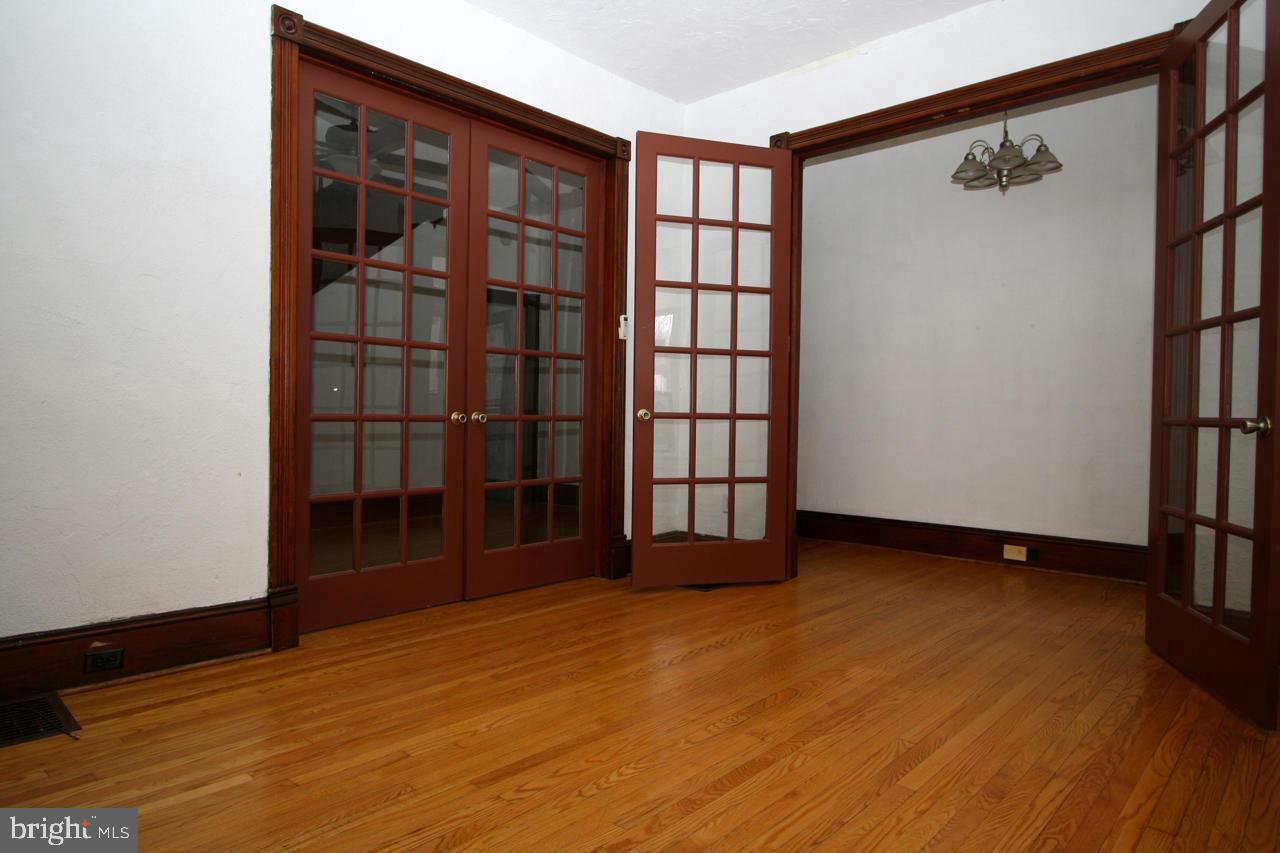 HAGERSTOWN - Residential