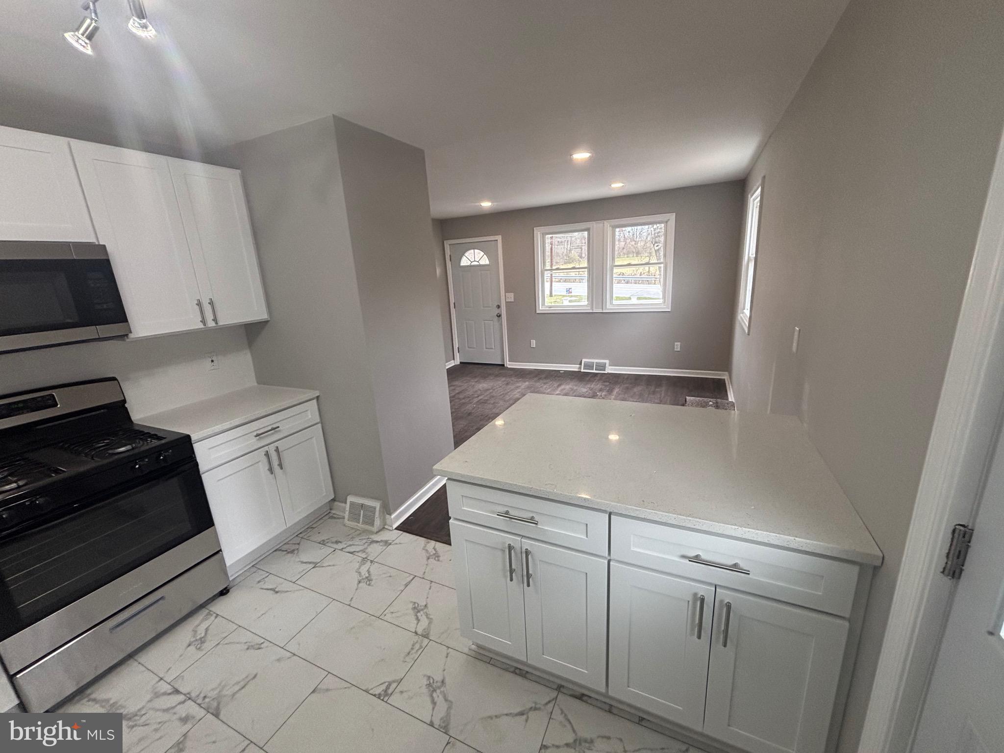 REISTERSTOWN - Residential